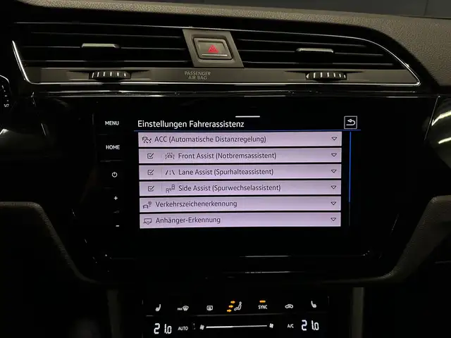 Volkswagen Touran view 23