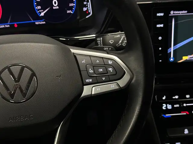 Volkswagen Touran view 19