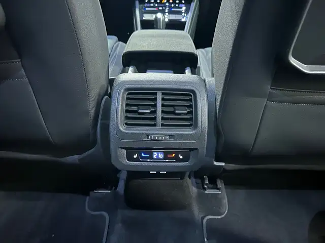 Volkswagen Touran view 27