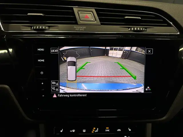 Volkswagen Touran view 22