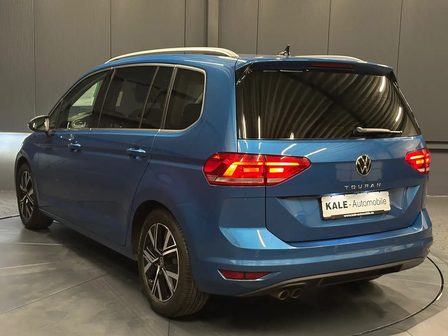 Volkswagen Touran Highline *DigCock*KAMERA*IQ.Drive*AHK*Voll/LED*ACC Blau - 2