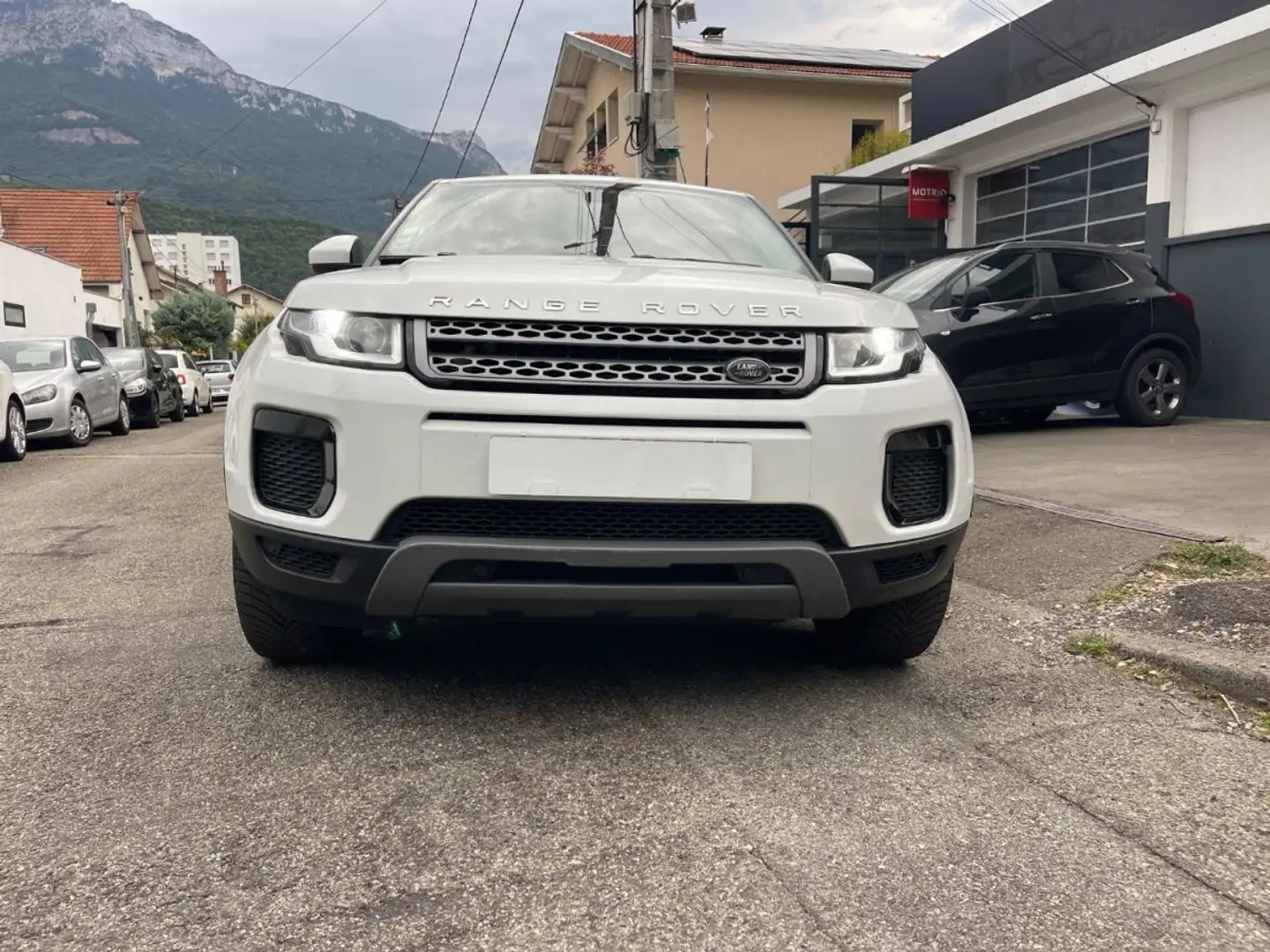 Land Rover Range Rover Evoque LAND ROVER RANGE ROVER EVOQUE (2) ED4 150 BUSINESS Blanc - 1