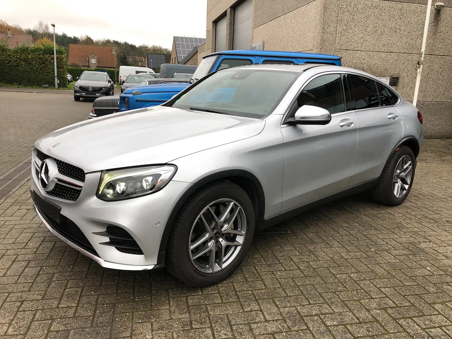 Mercedes-Benz GLC 220 GLC 220 d Coupe 4Matic 9G-TRONIC AMG Line Argent - 1