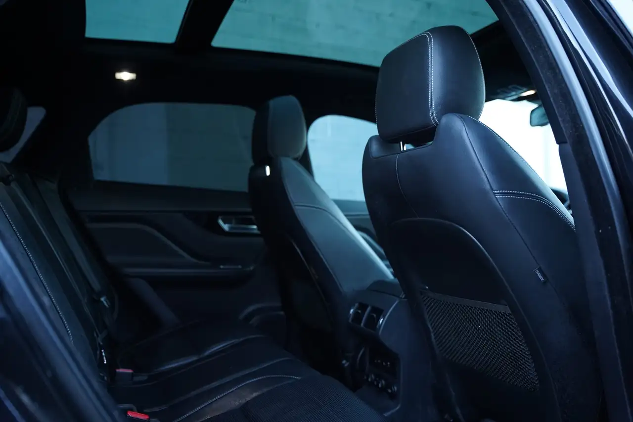 Jaguar F-Pace снимка Jaguar F-Pace
