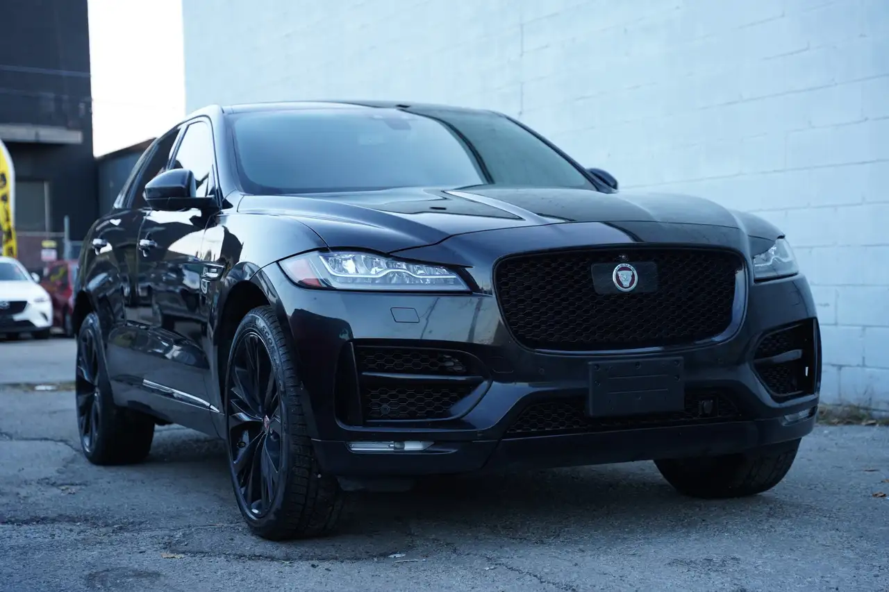 Jaguar F-Pace снимка Jaguar F-Pace