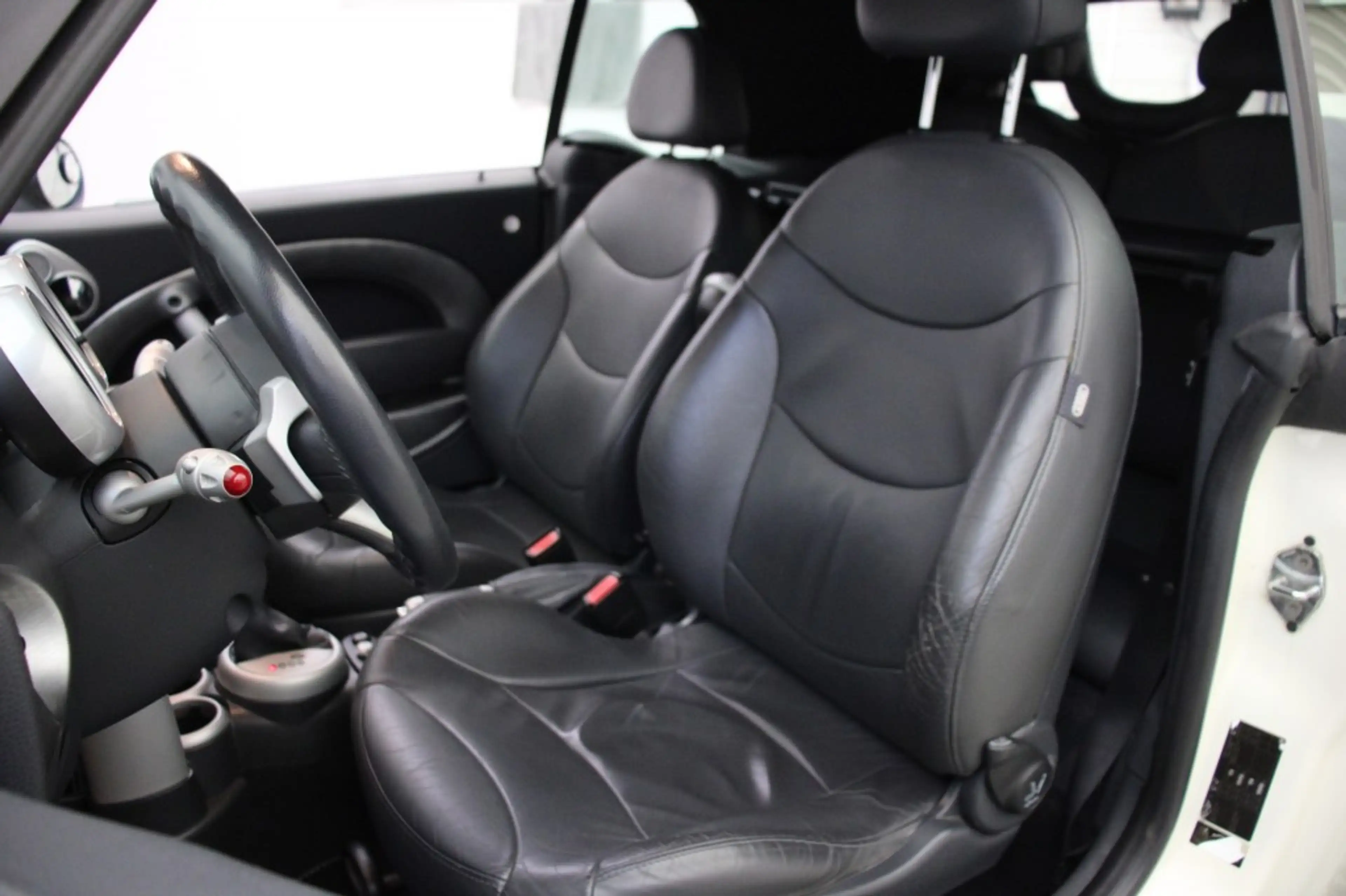 MINI Cooper S Cabrio 1.6 Chili Automaat - Navi, Leer, Stoelverw. — photo 11
