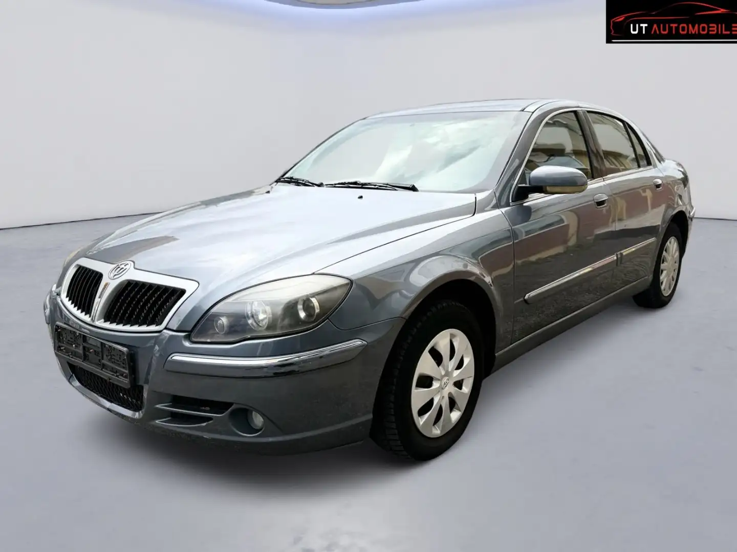 Brilliance BS4 *TÜV/NEU *43TKM *Klima Grau - 1