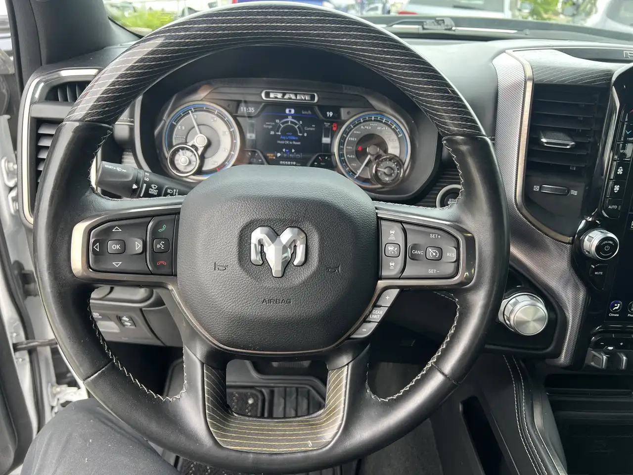 RAM 1500 снимка RAM 1500