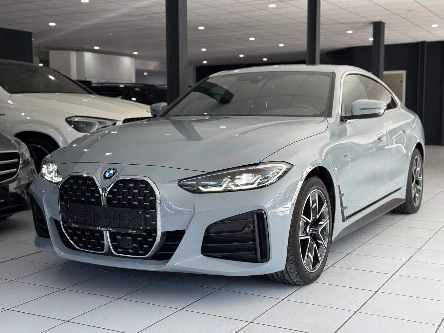 BMW 420 d Gran Coupe*M-PAKET*KAMERA*LED-SCHW*1.HAND* Gris - 1