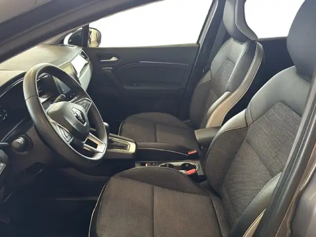 Renault Captur view 13