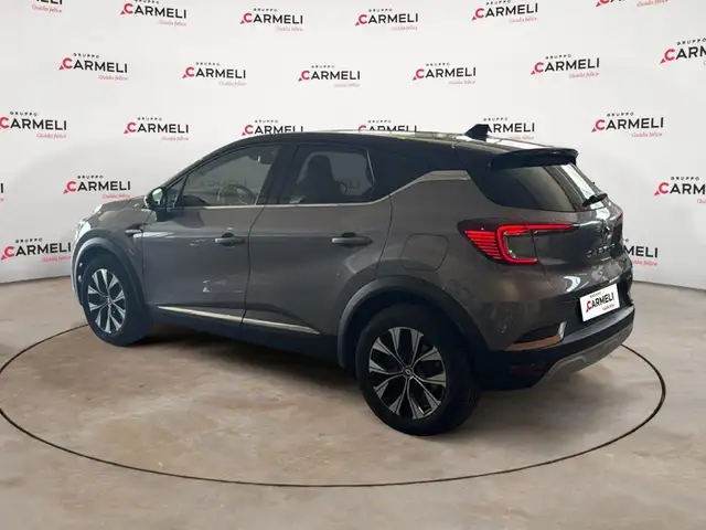 Renault Captur view 3