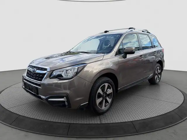 Subaru Forester automatik 18.870km AHK