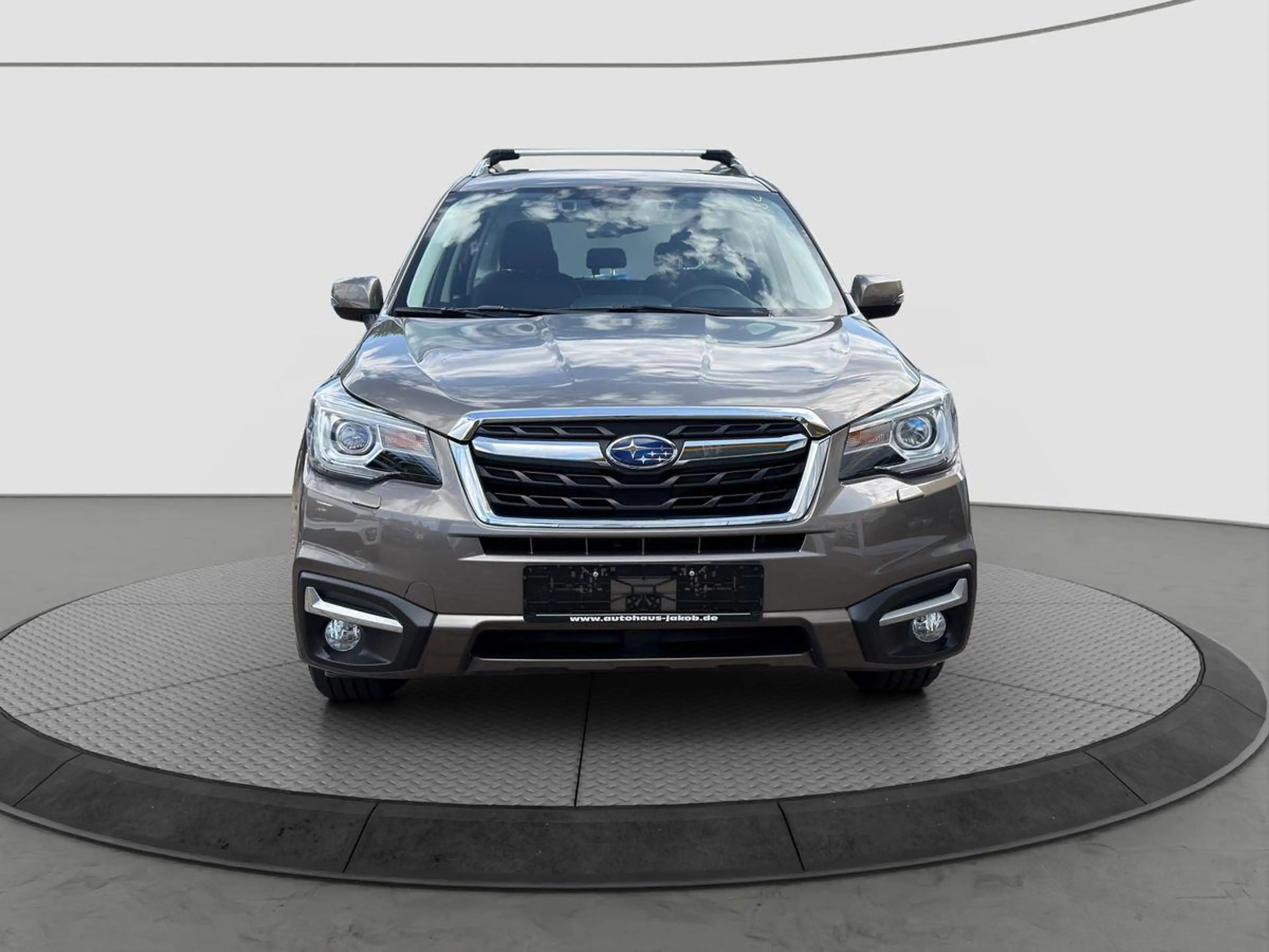 Subaru Forester automatik 18.870km AHK — photo 2