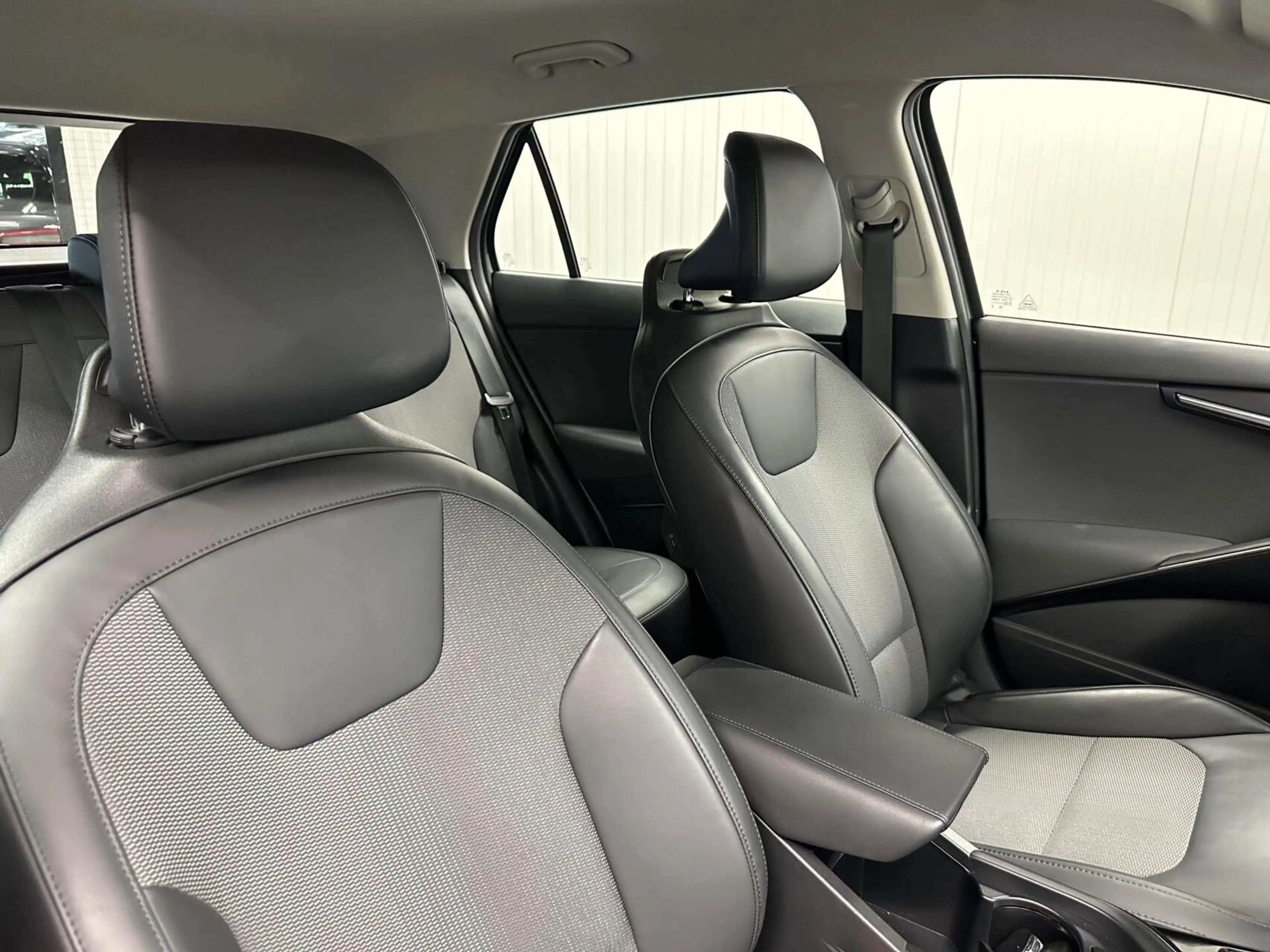 Kia Niro 1.6 GDi Hybrid ExecutiveLine CAMERA NAVI ECC ADAPT — photo 13