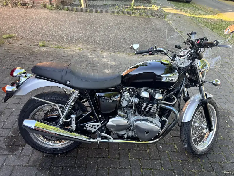 Triumph Thruxton - foto 3