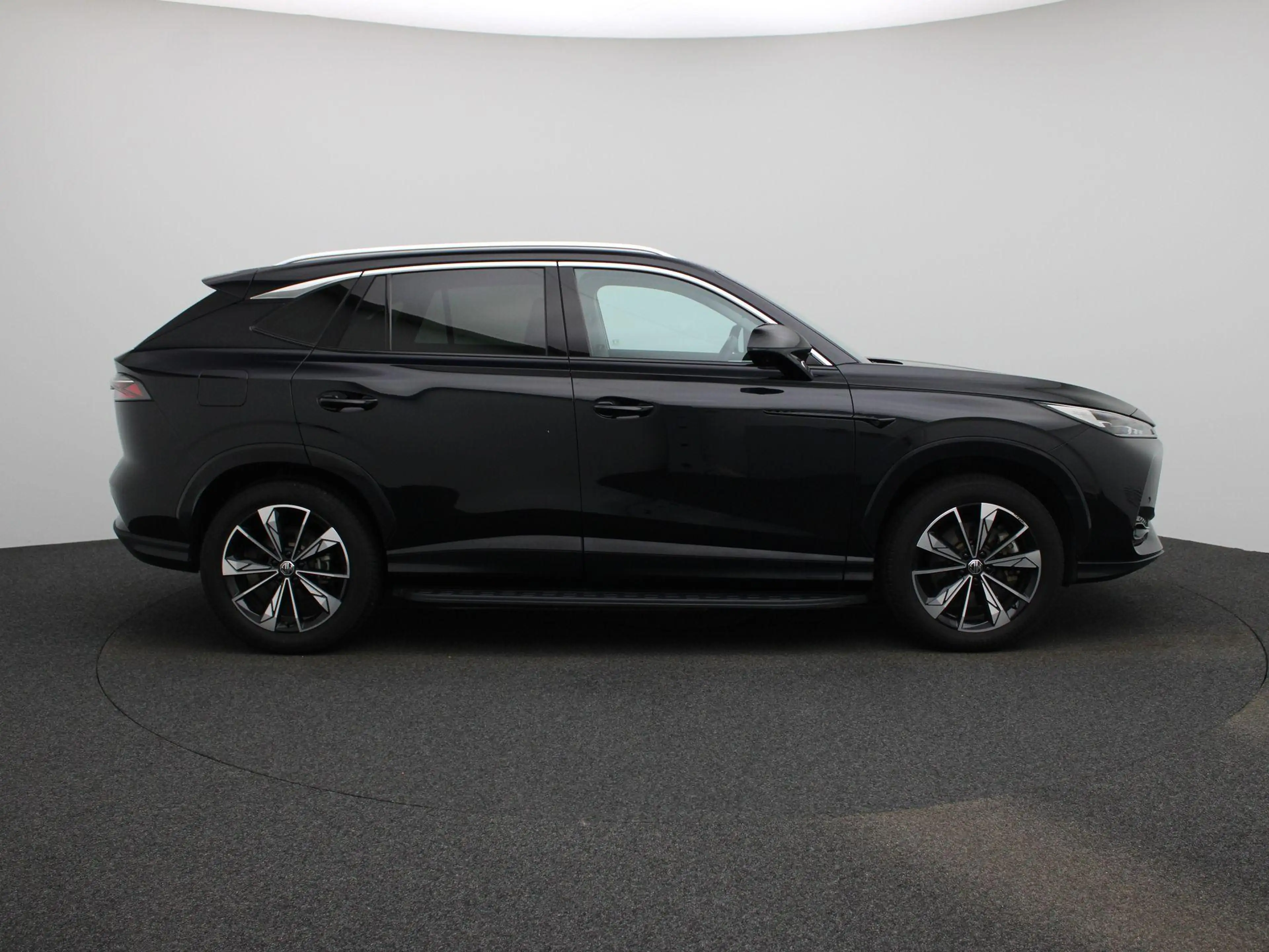 MG HS MG PHEV 1.5 Luxury — photo 6
