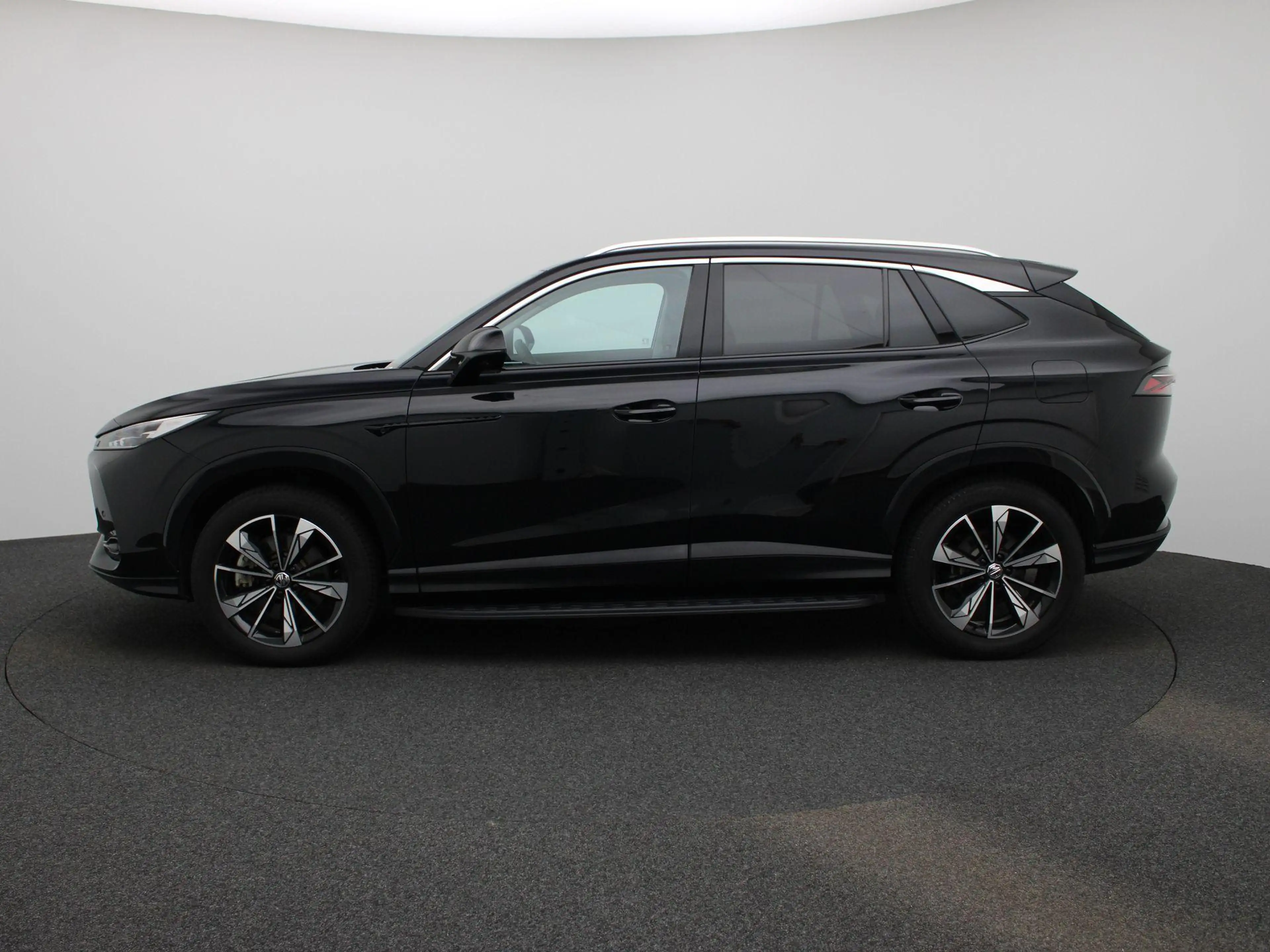 MG HS MG PHEV 1.5 Luxury — photo 4