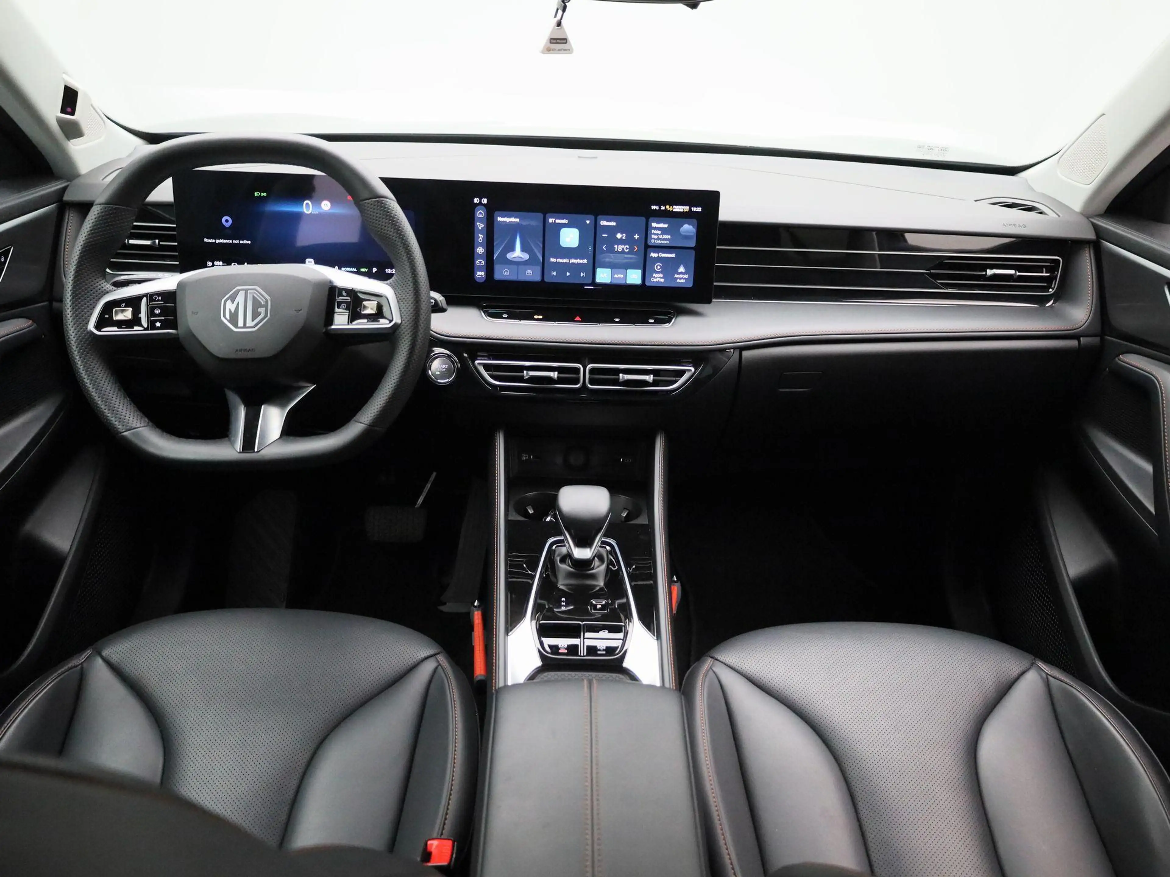 MG HS MG PHEV 1.5 Luxury — photo 8