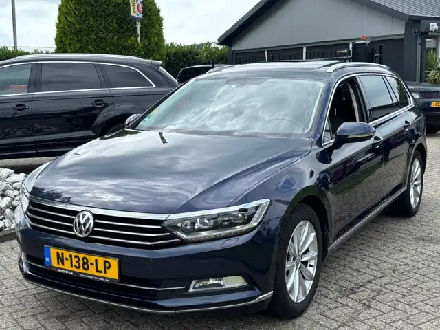 2016 Volkswagen Passat in Blue for sale