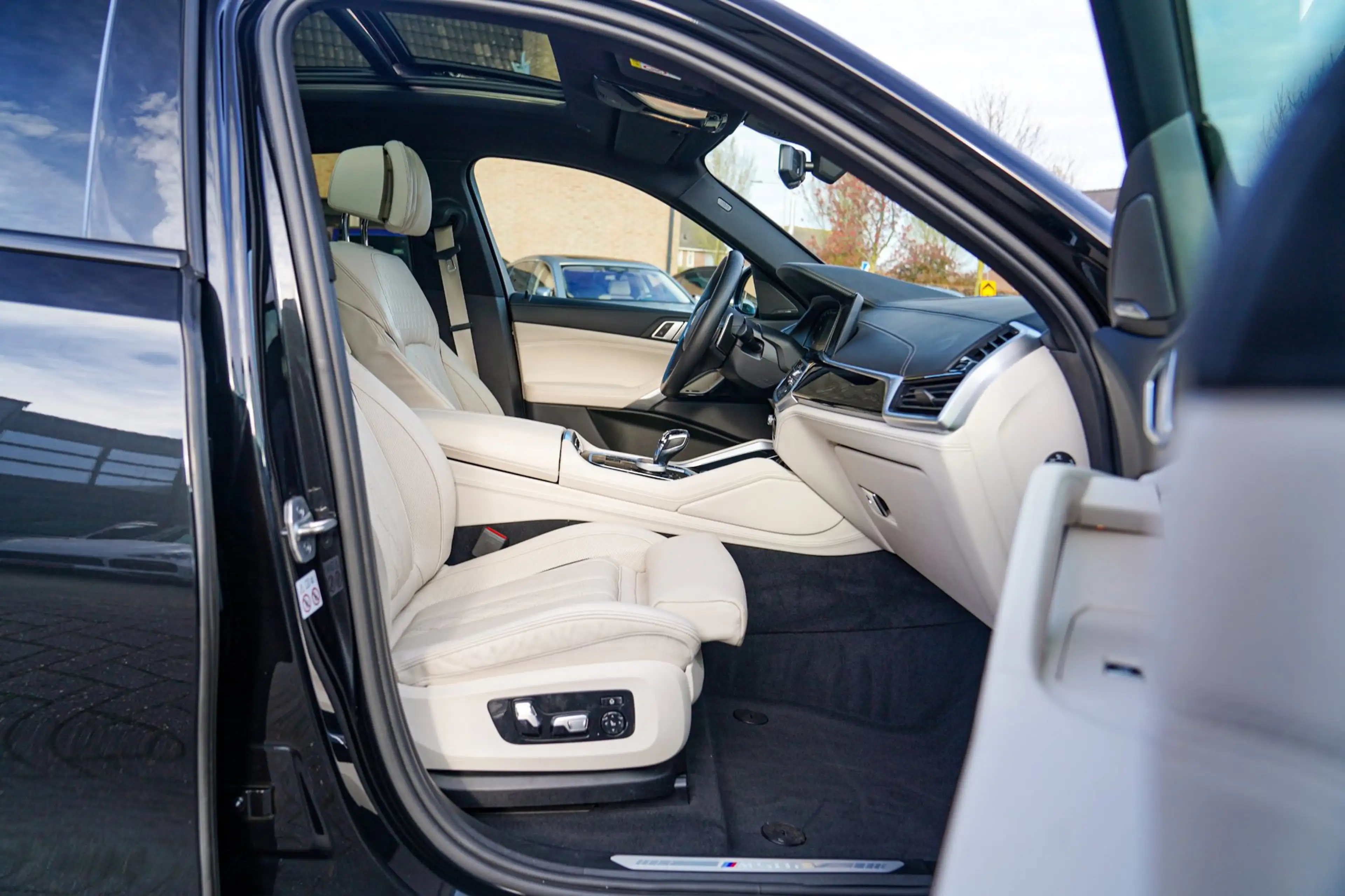 BMW X6 M50i High Executive | Harman/Kardon | Head Up Disp — photo 27