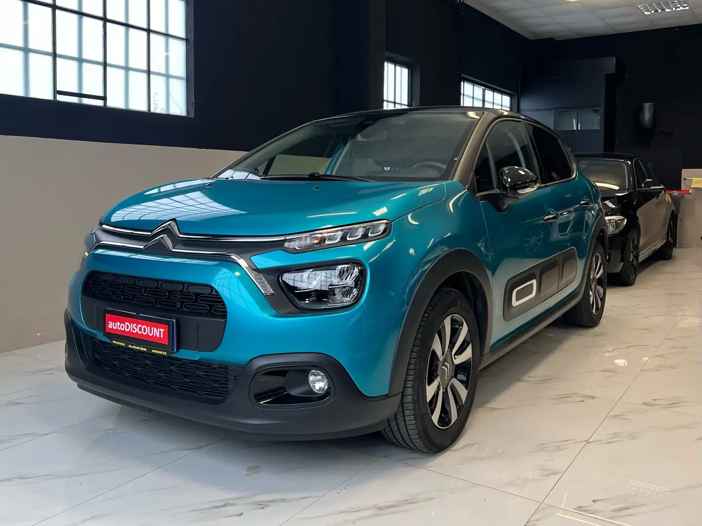Citroen C3 1.2 puretech Shine *PREZZO PROMO* Blau - 2