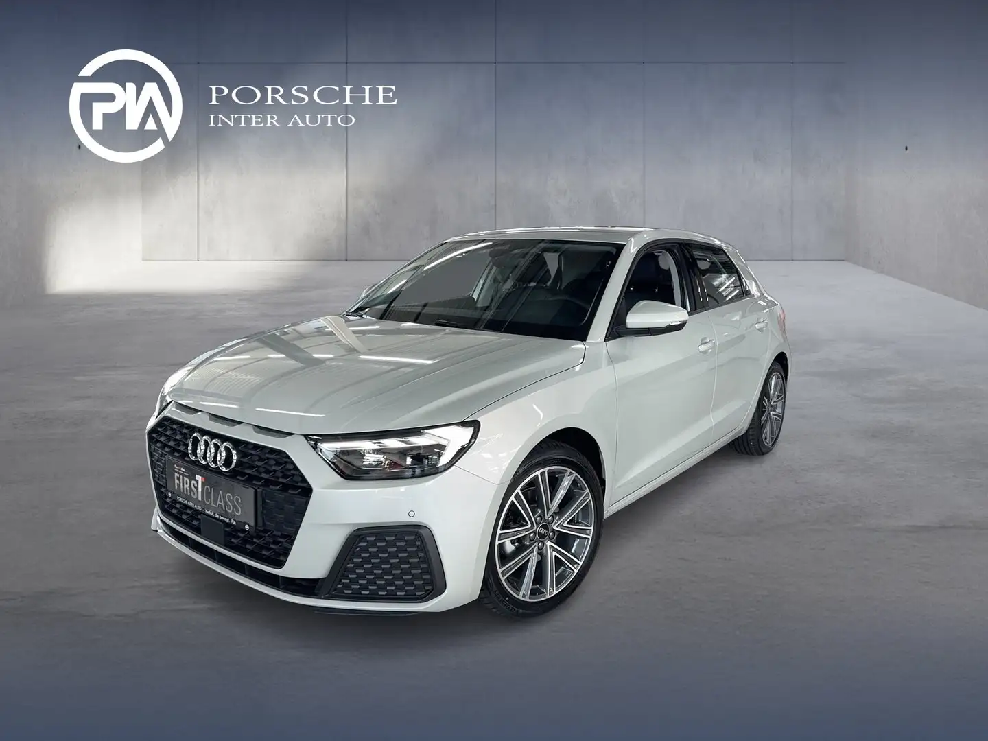 Audi A1 30 TFSI intense Silber - 1