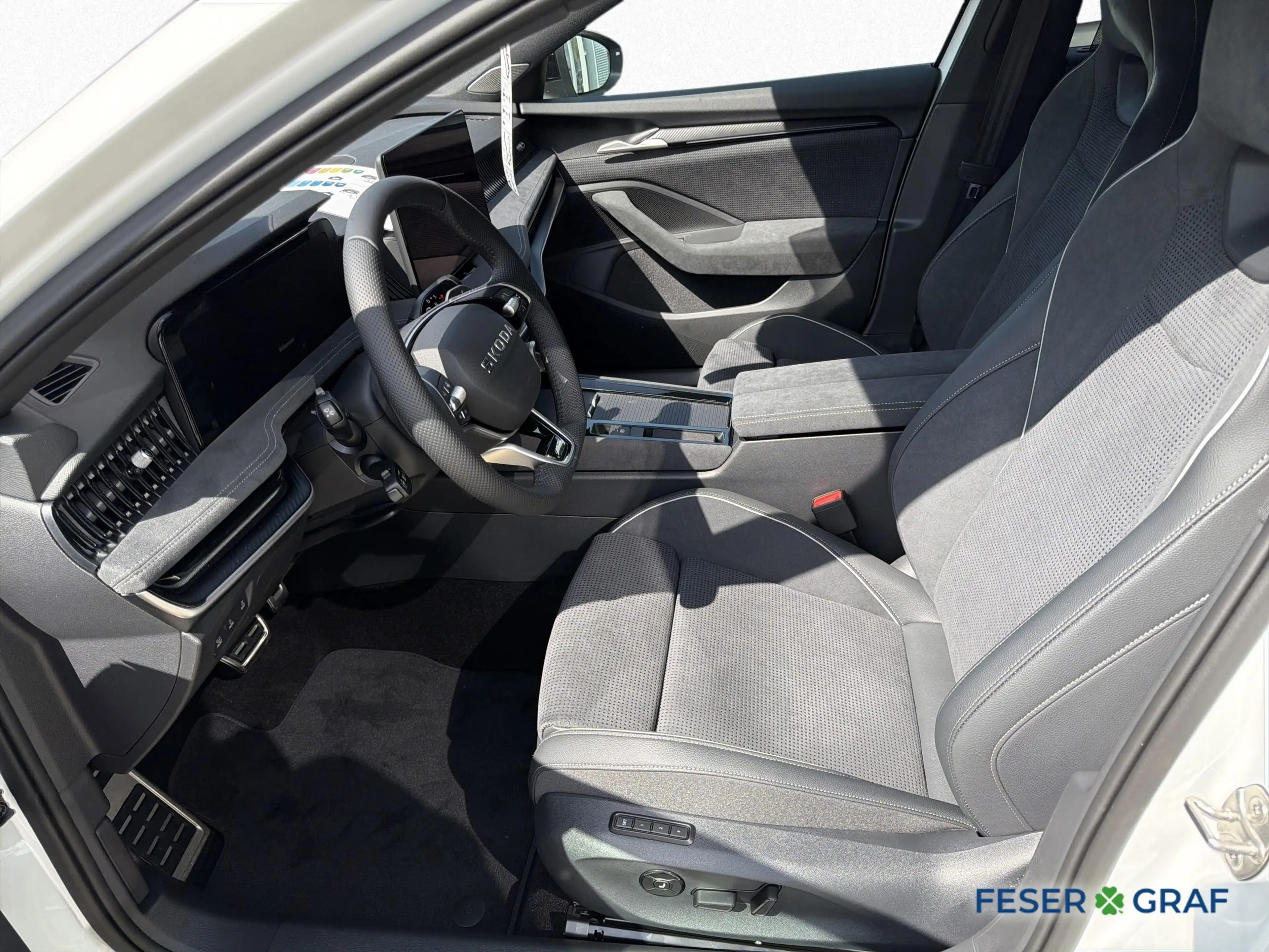 Skoda Superb Combi Sportline 2,0 TSI DSG 4x4 *AHK*CANTON*HEADUP — photo 8