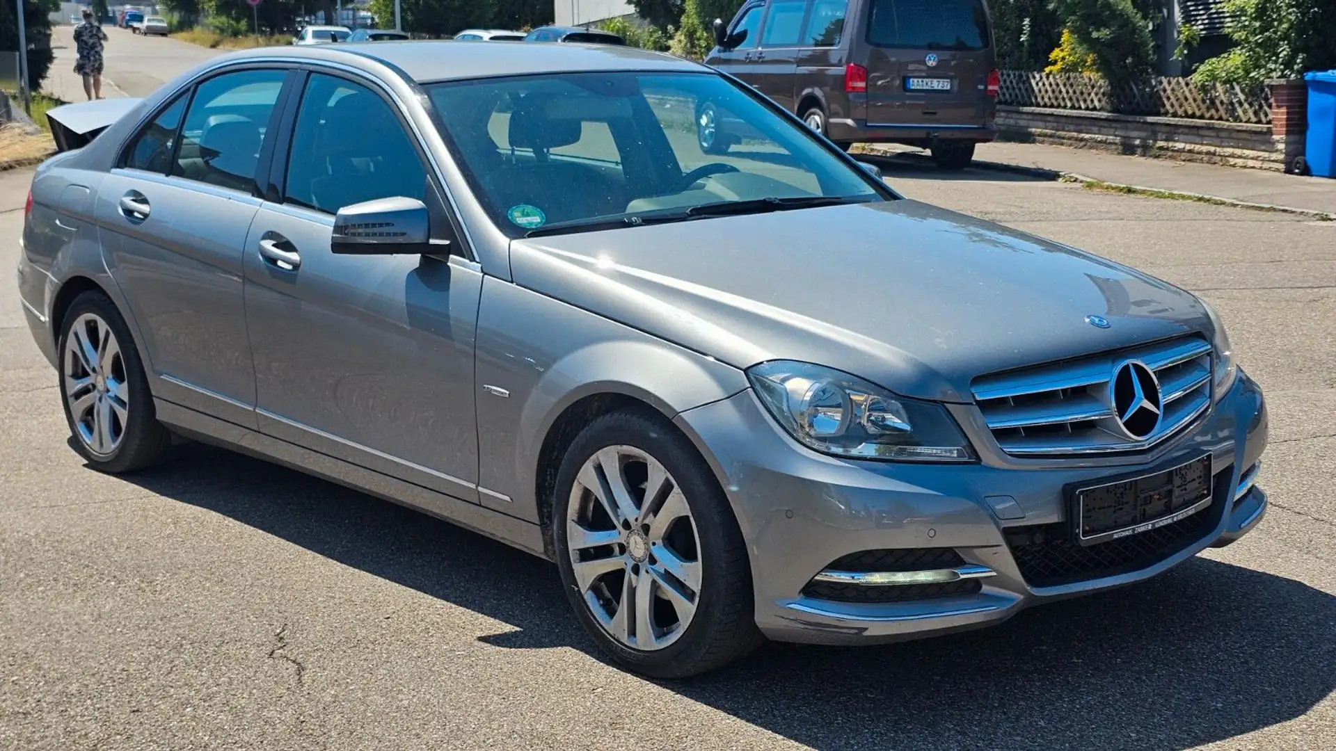 Mercedes-Benz C 180 C -Klasse Lim. C 180 CGI BlueEfficiency Argent - 1