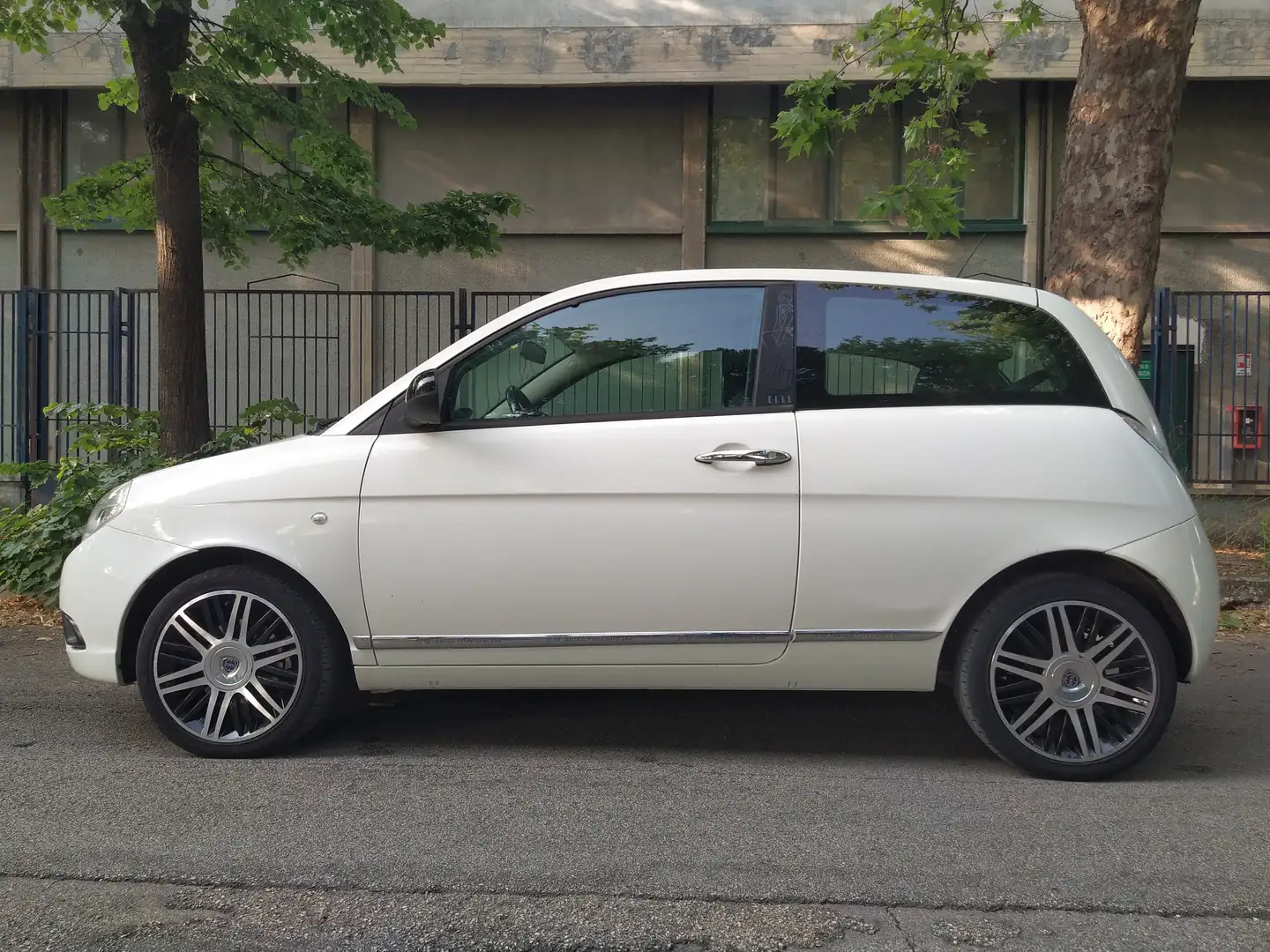 Lancia Ypsilon 1.2 ELLE Blanc - 2