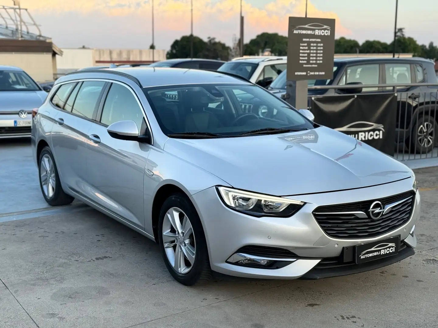 Opel Insignia 1.6 CDTI ecoTEC 136 CV S&S Sports Tourer Innovatio Grigio - 1
