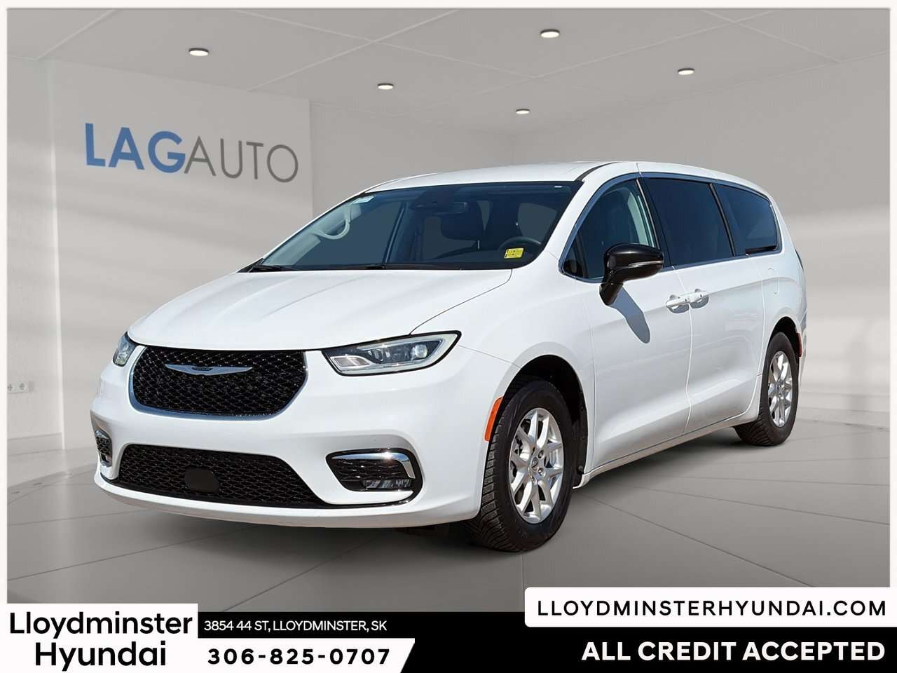 2024 Chrysler Pacifica Touring-L
