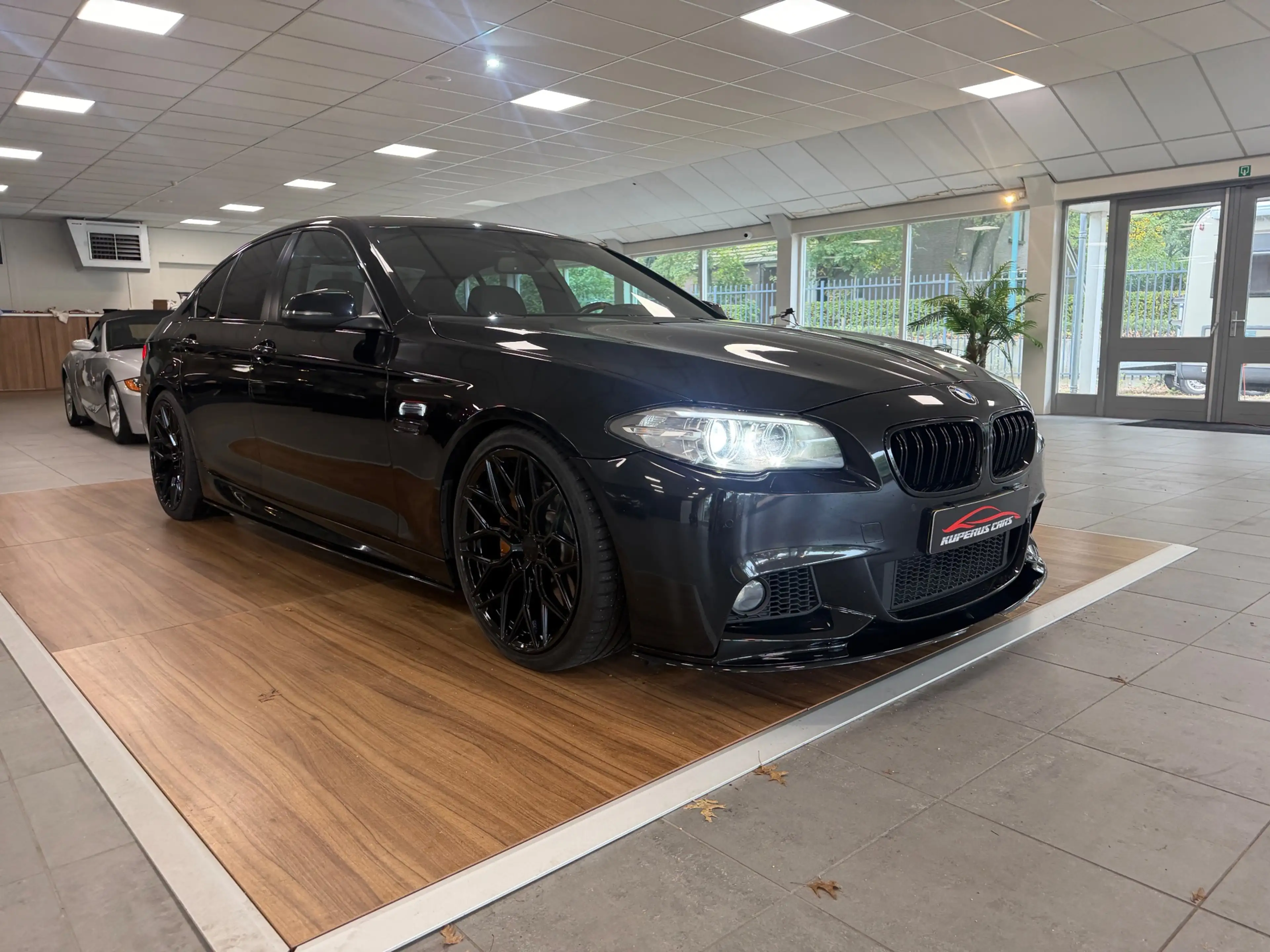 BMW 535 5-serie 535xd M Sport Edition High executive Bakre — photo 8