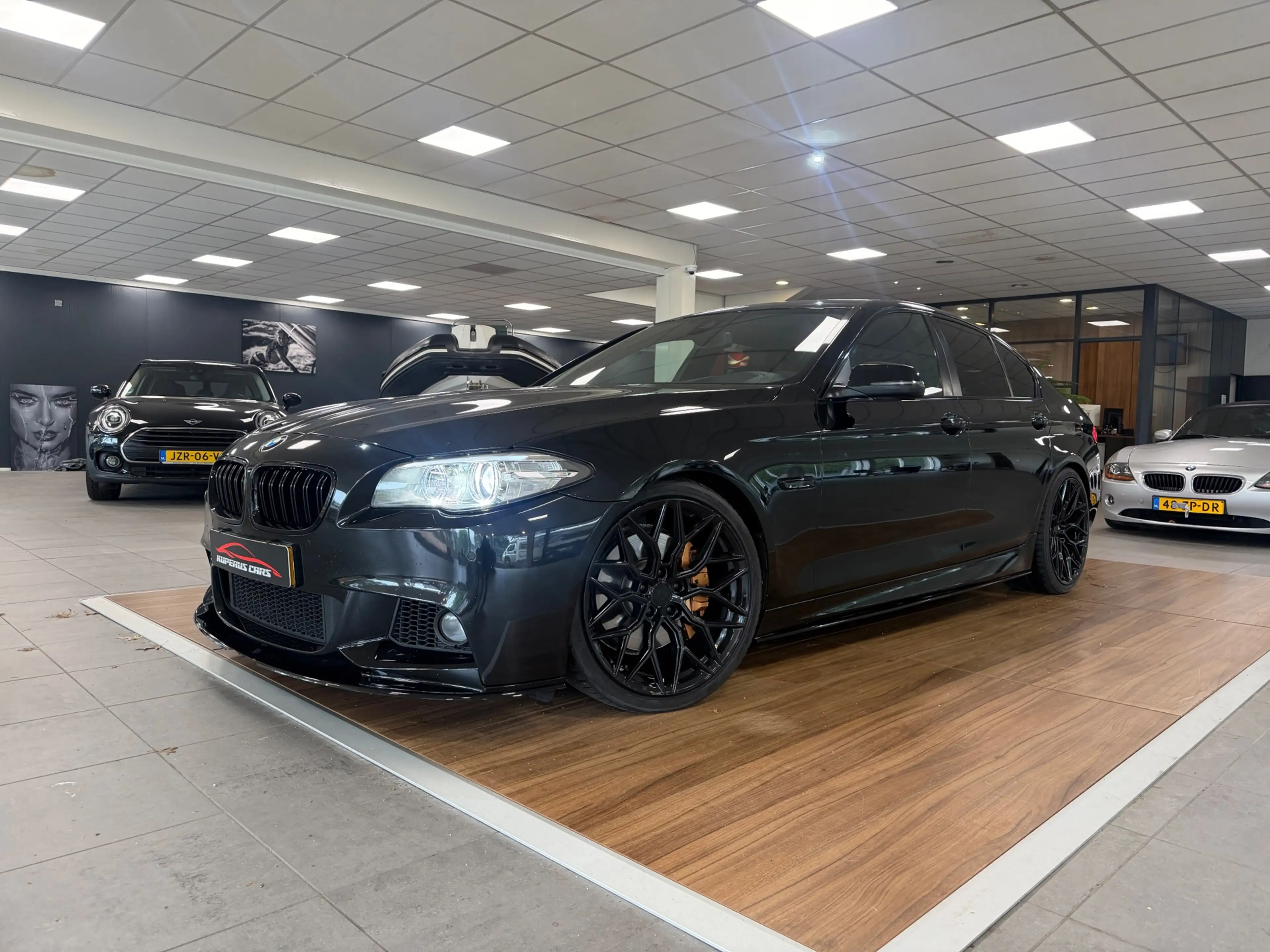 BMW 535 5-serie 535xd M Sport Edition High executive Bakre — photo 2