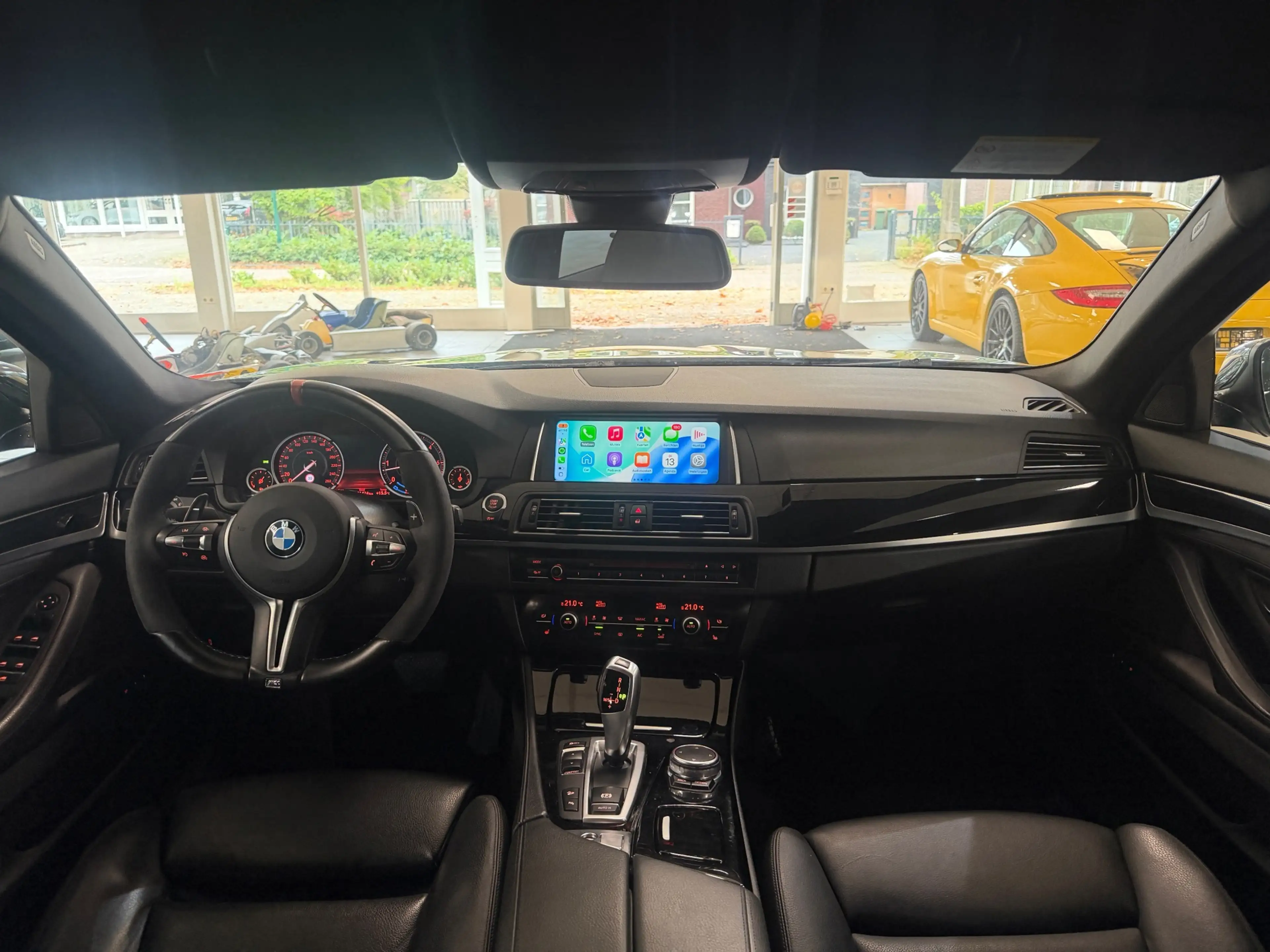 BMW 535 5-serie 535xd M Sport Edition High executive Bakre — photo 11