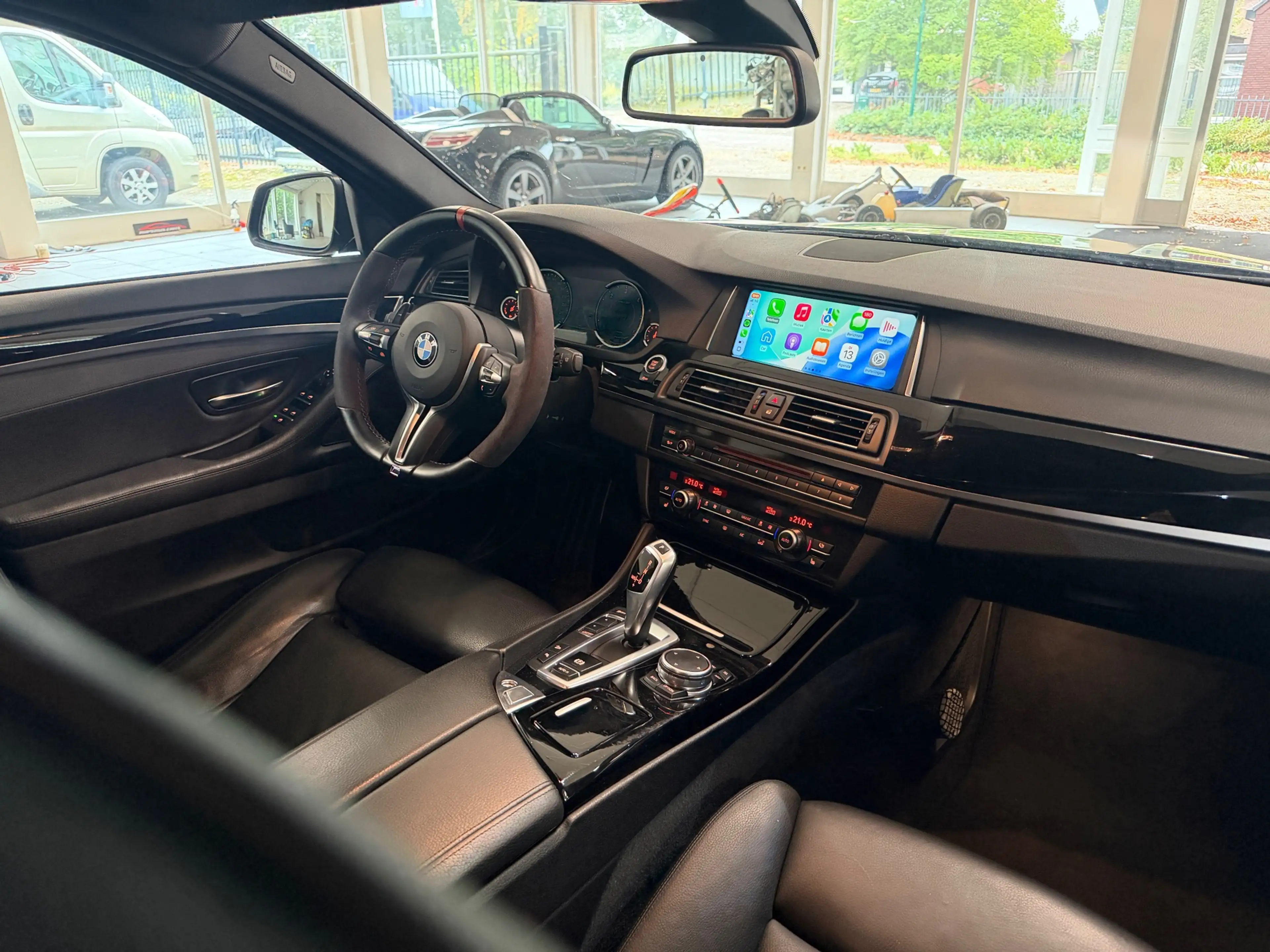BMW 535 5-serie 535xd M Sport Edition High executive Bakre — photo 12