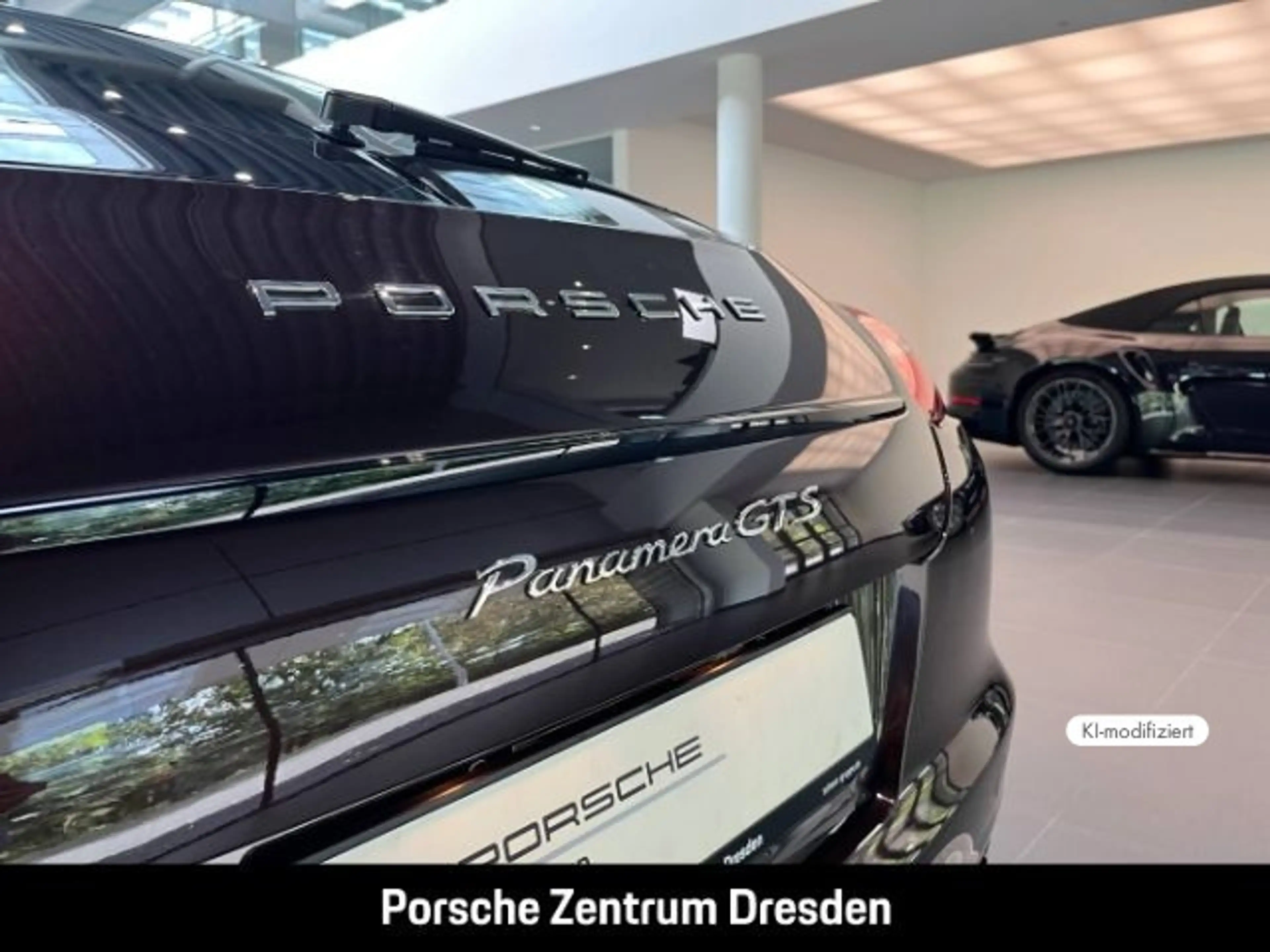 Porsche Panamera GTS — photo 13