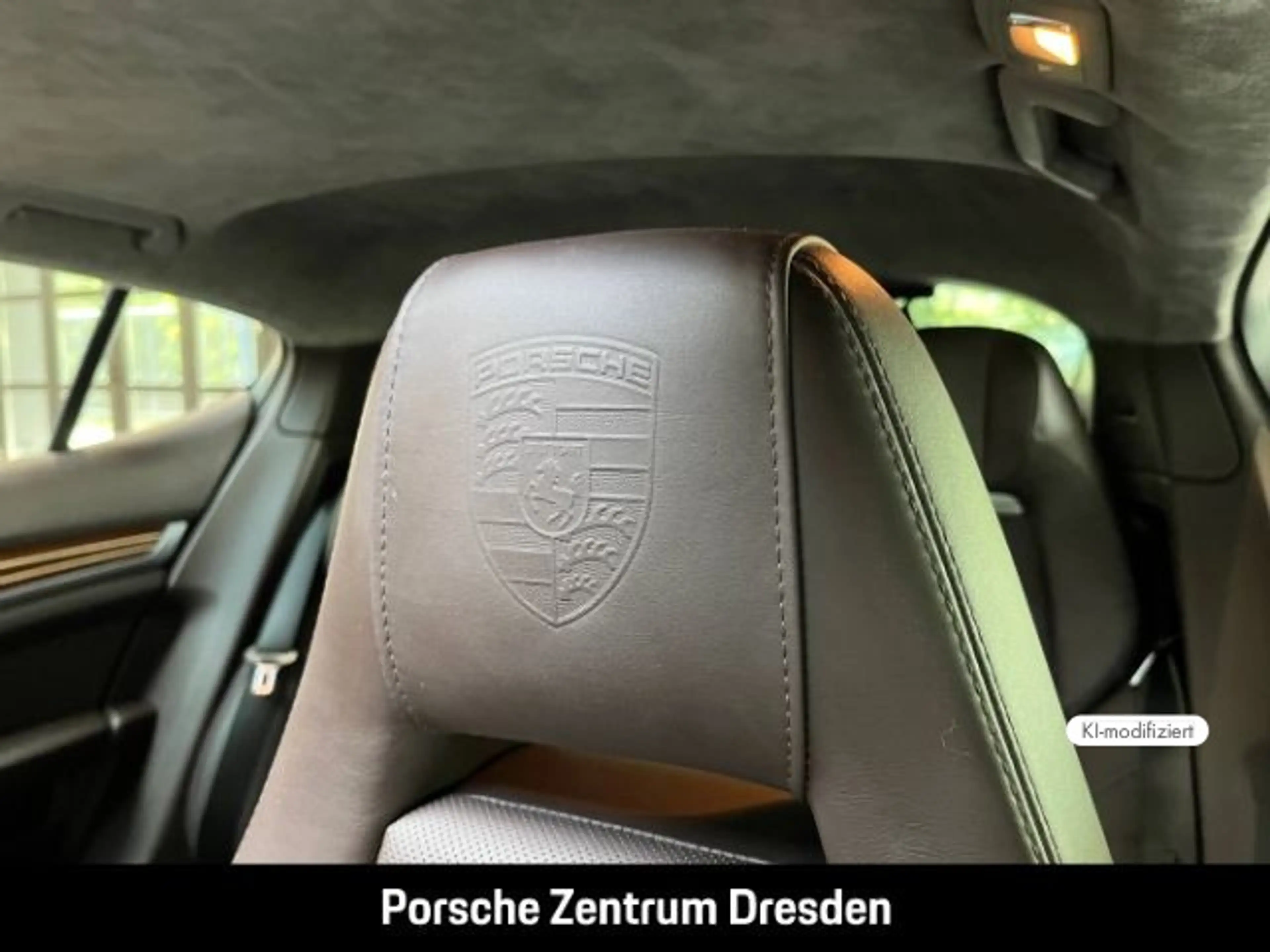 Porsche Panamera GTS — photo 15