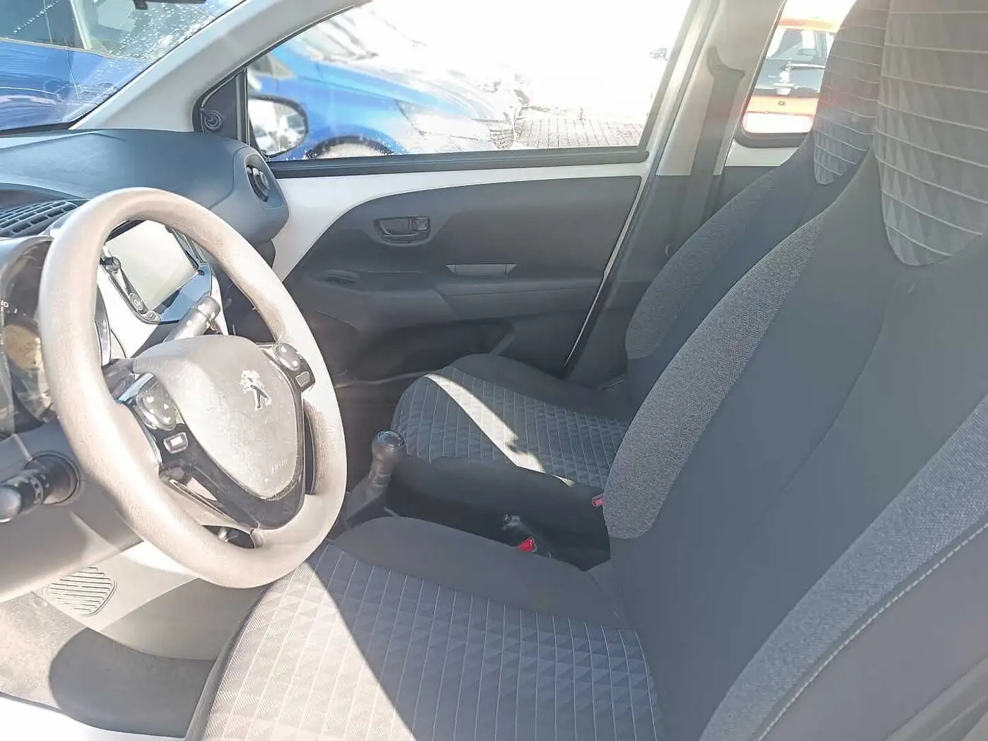 Peugeot 108 VTi 72 S&S 5 porte Active Wit - 2