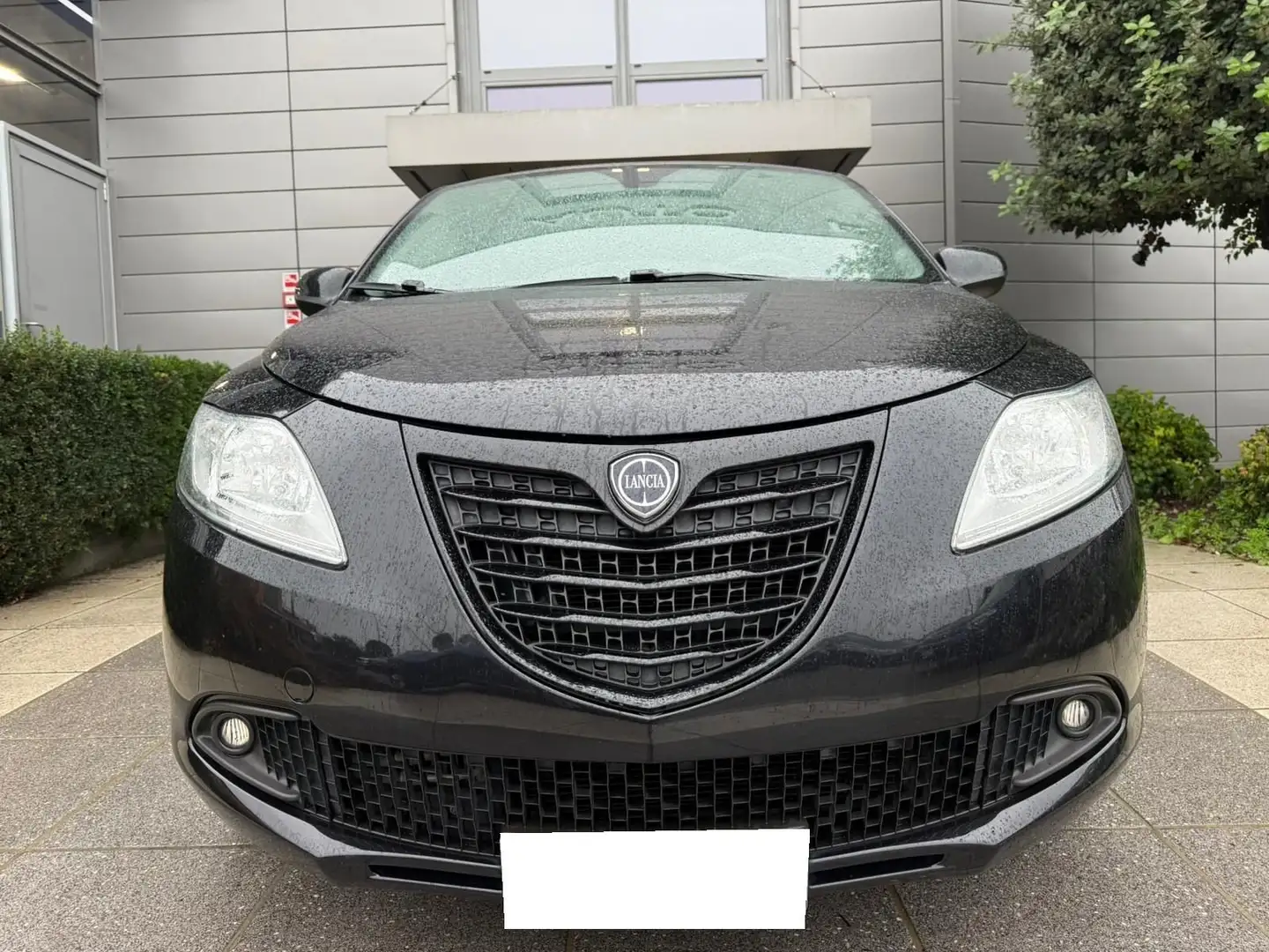 Lancia Ypsilon 1.3 MJT 16V 95CV 5 porte S&S Elefantino *UNICO PR Nero - 2