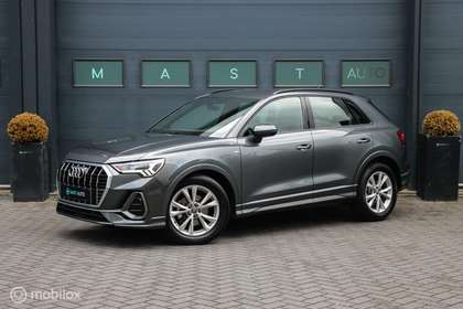 Audi Q3 35 TFSI 2x S-Line |NAP|Aut|LED|Trekhaak|Virtual|