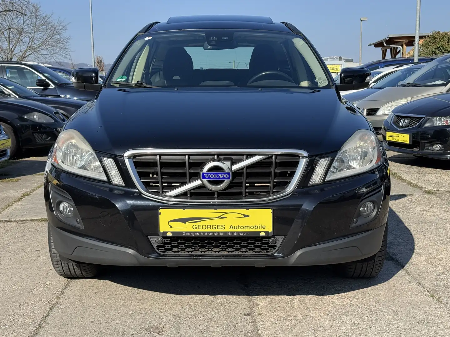 Volvo XC60 D5 AWD Aut. Momentum Blau - 2