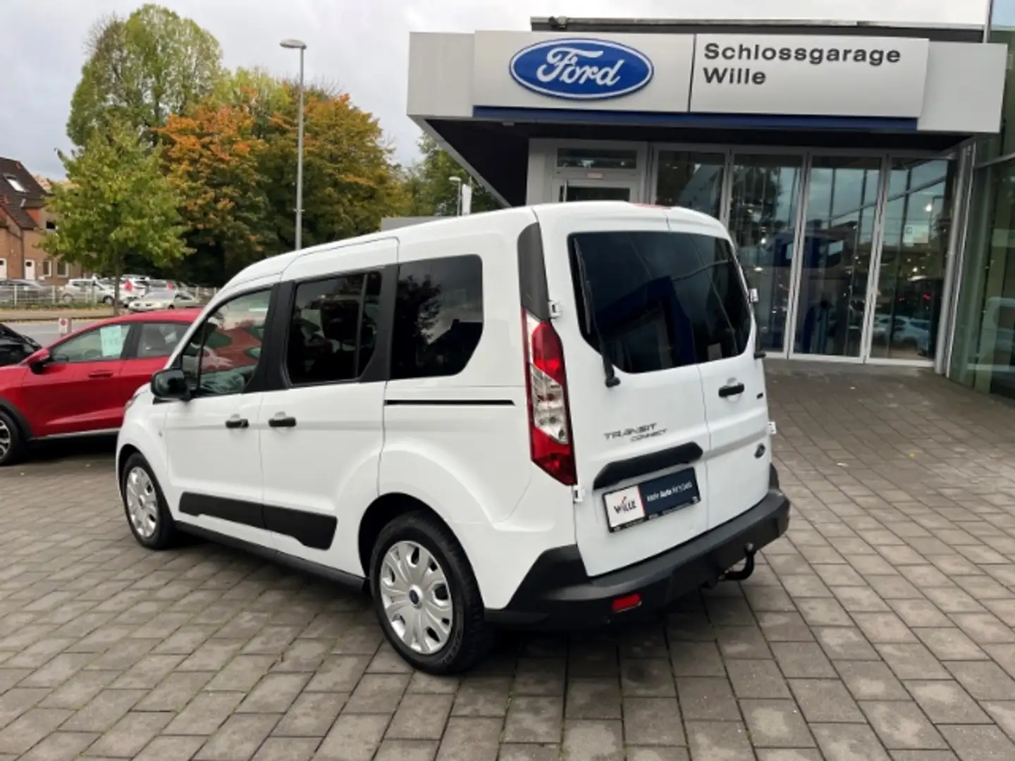 Ford Transit Connect Kombi Trend AHK PDC Tempomat Klima Weiß - 2
