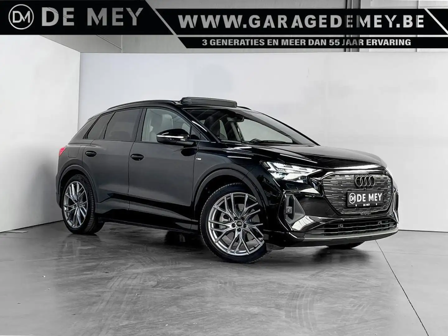 AUDI Q4