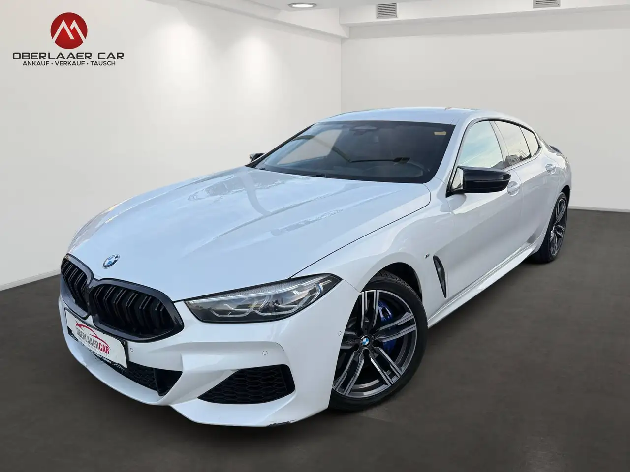 BMW 840