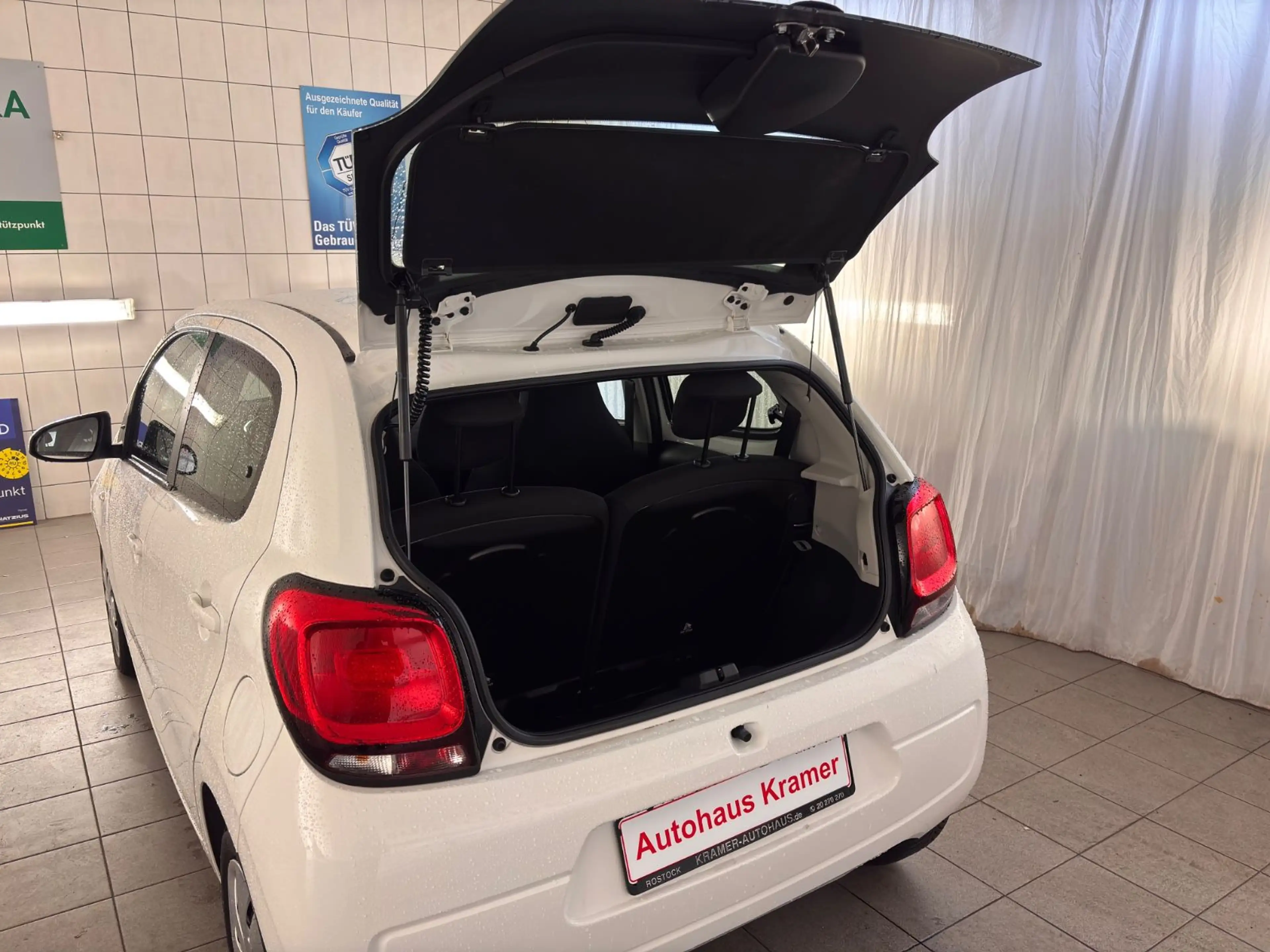 Citroen C1 Feel Bluetooth Kamera — photo 10
