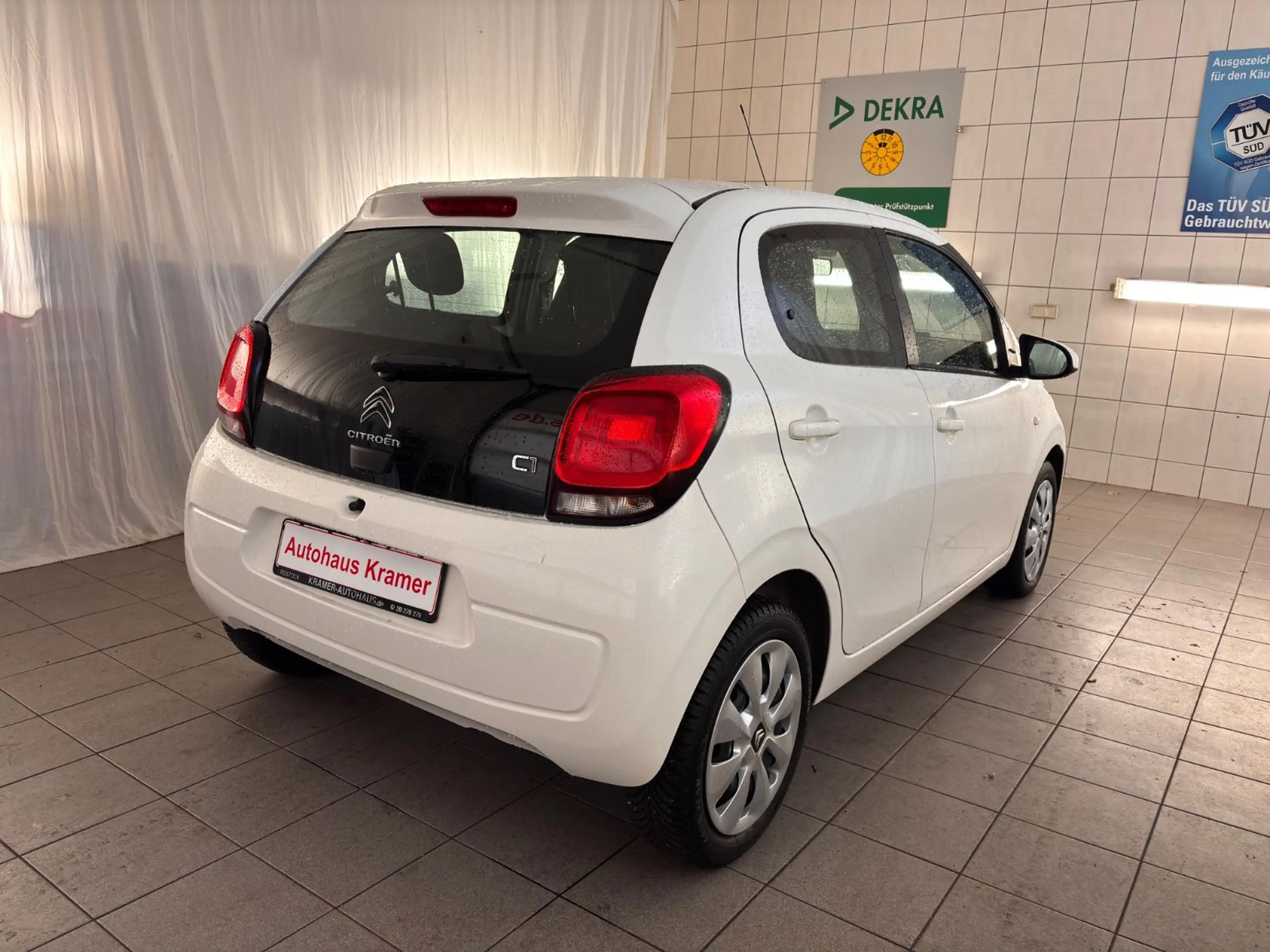 Citroen C1 Feel Bluetooth Kamera — photo 8