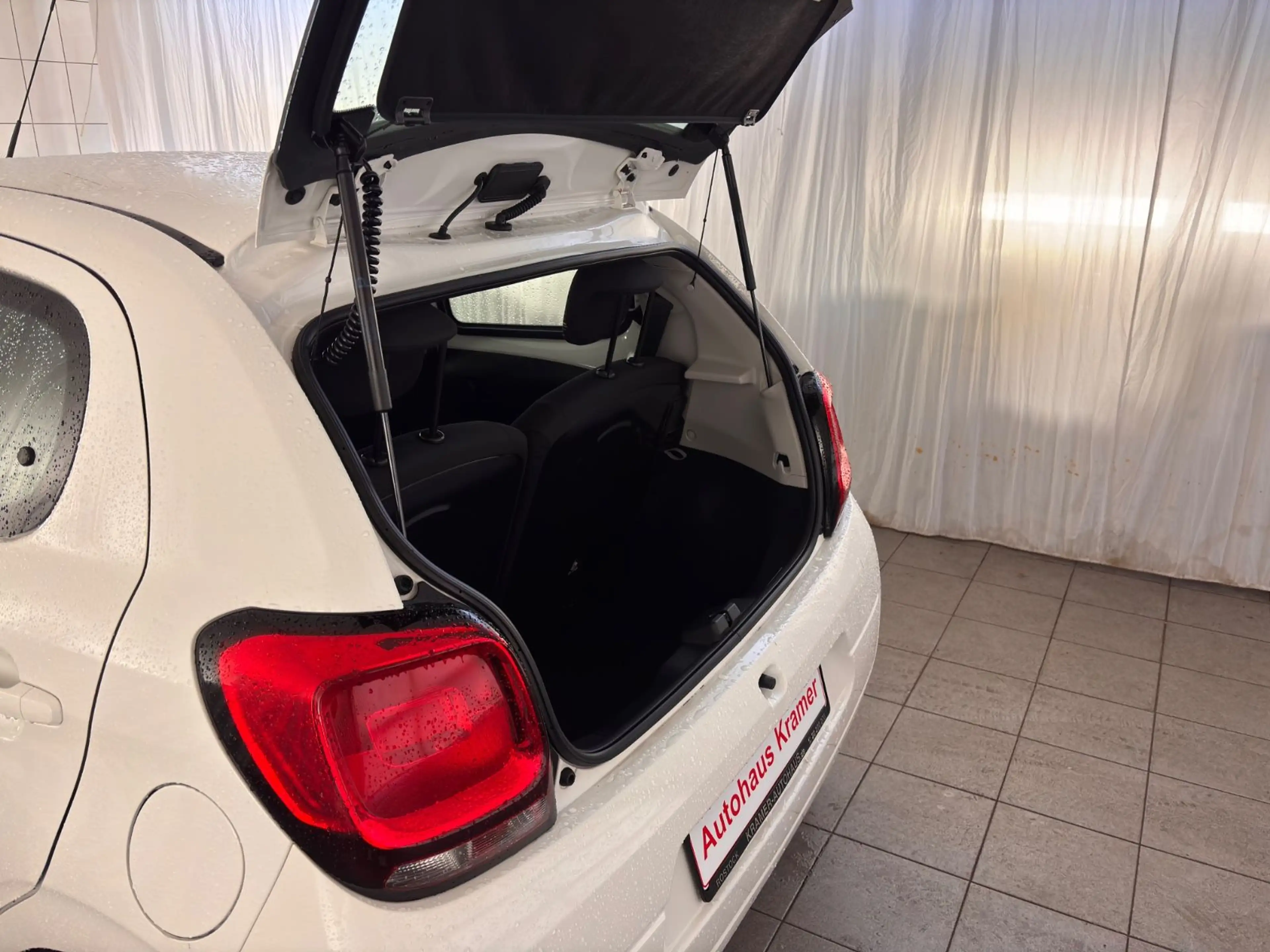 Citroen C1 Feel Bluetooth Kamera — photo 7