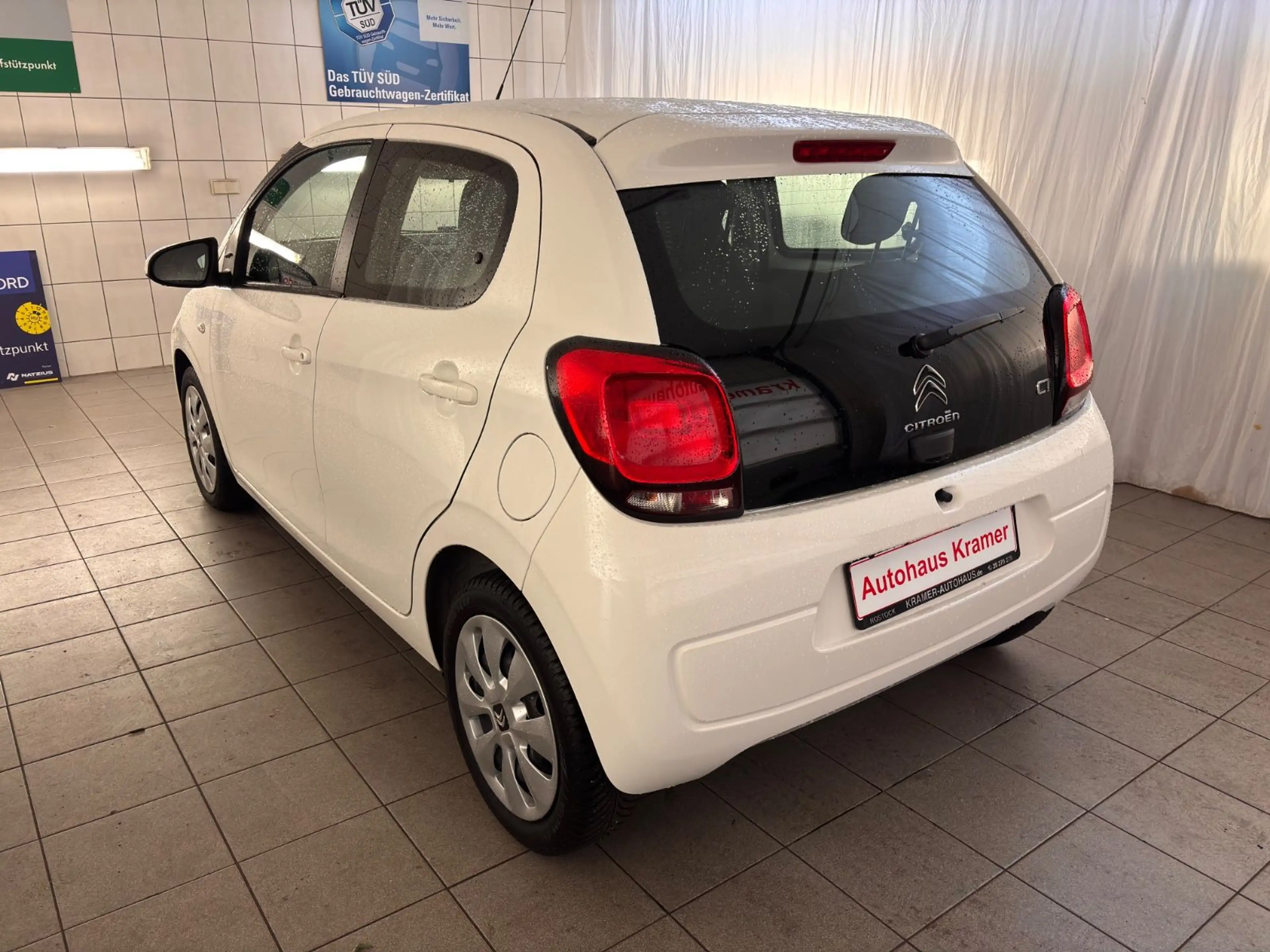 Citroen C1 Feel Bluetooth Kamera — photo 6