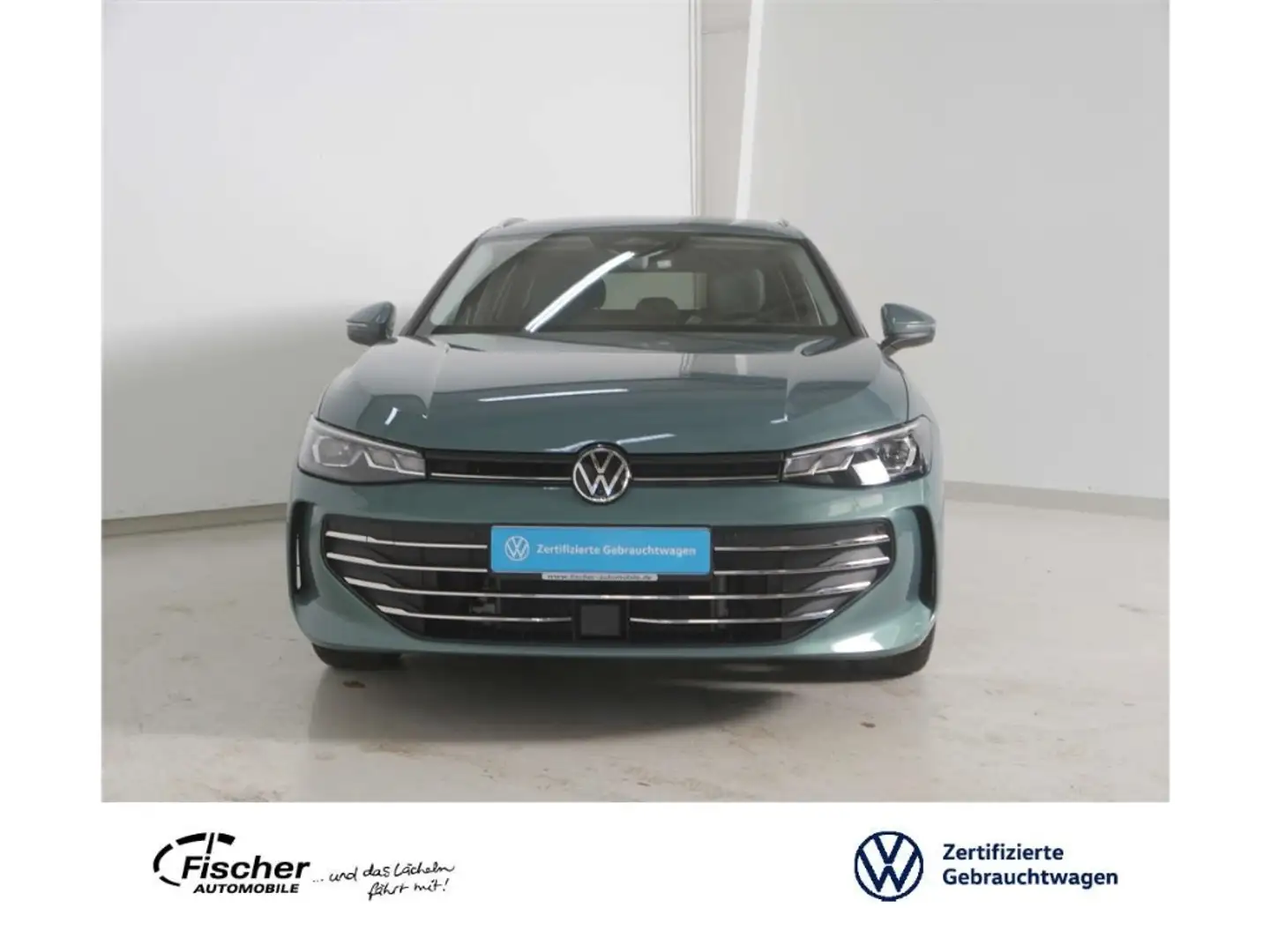 Volkswagen Passat 1.5 eTSI Business Grün - 1