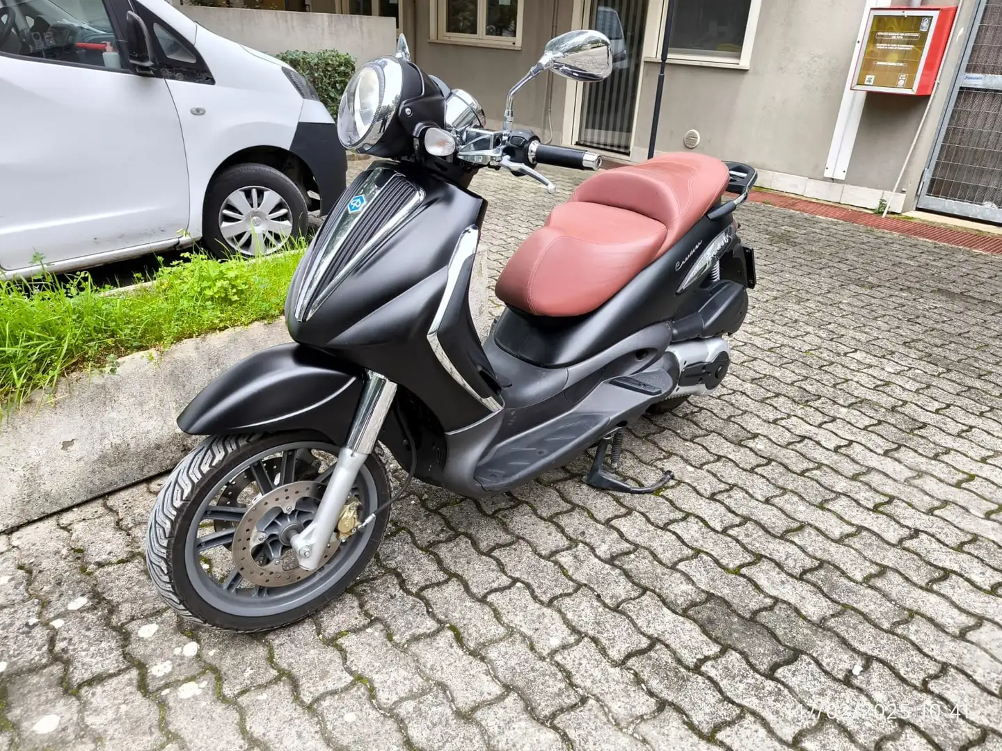 Piaggio Beverly 500 cruiser touring Siyah - 2